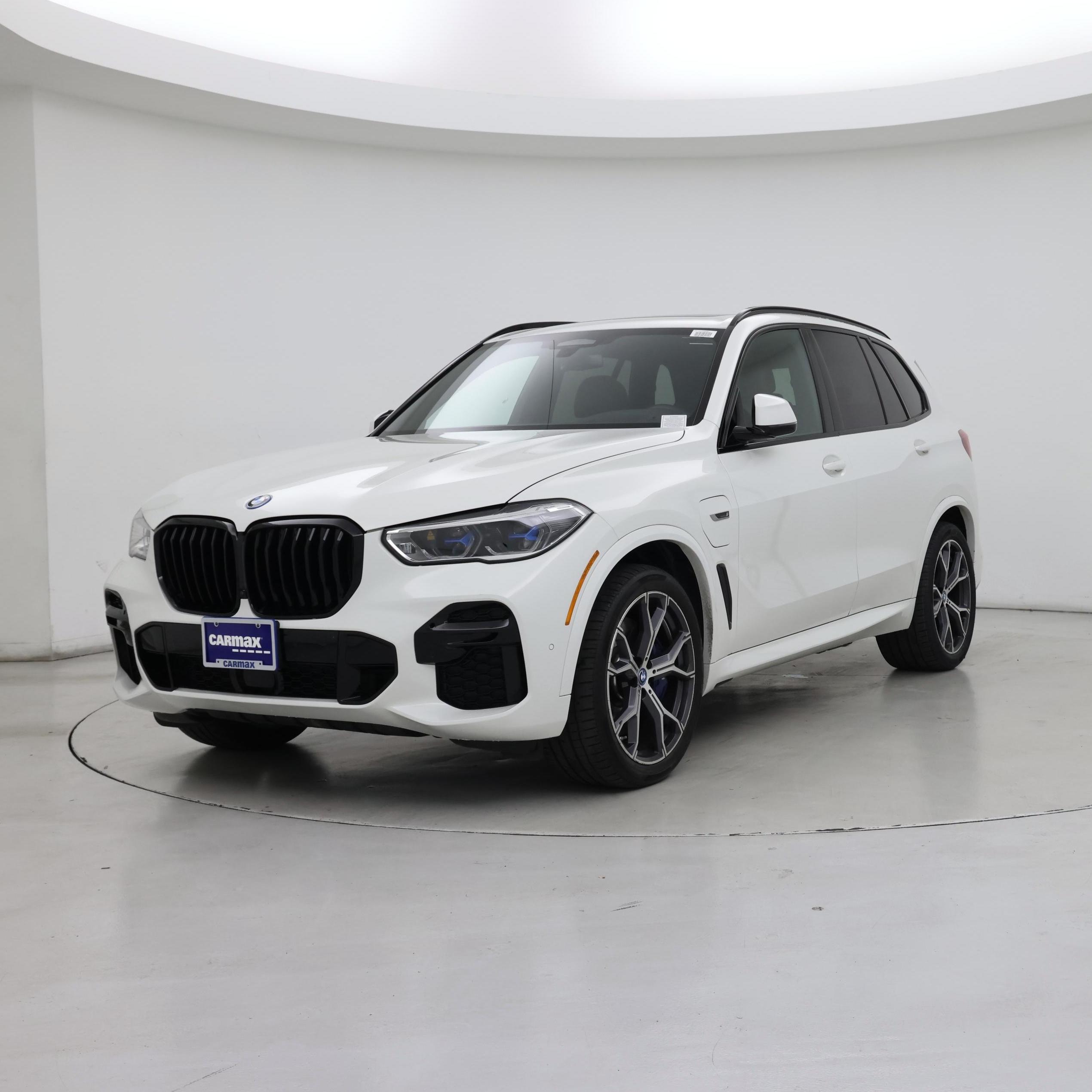 Thumbnail: 2023 BMW X5 - 4