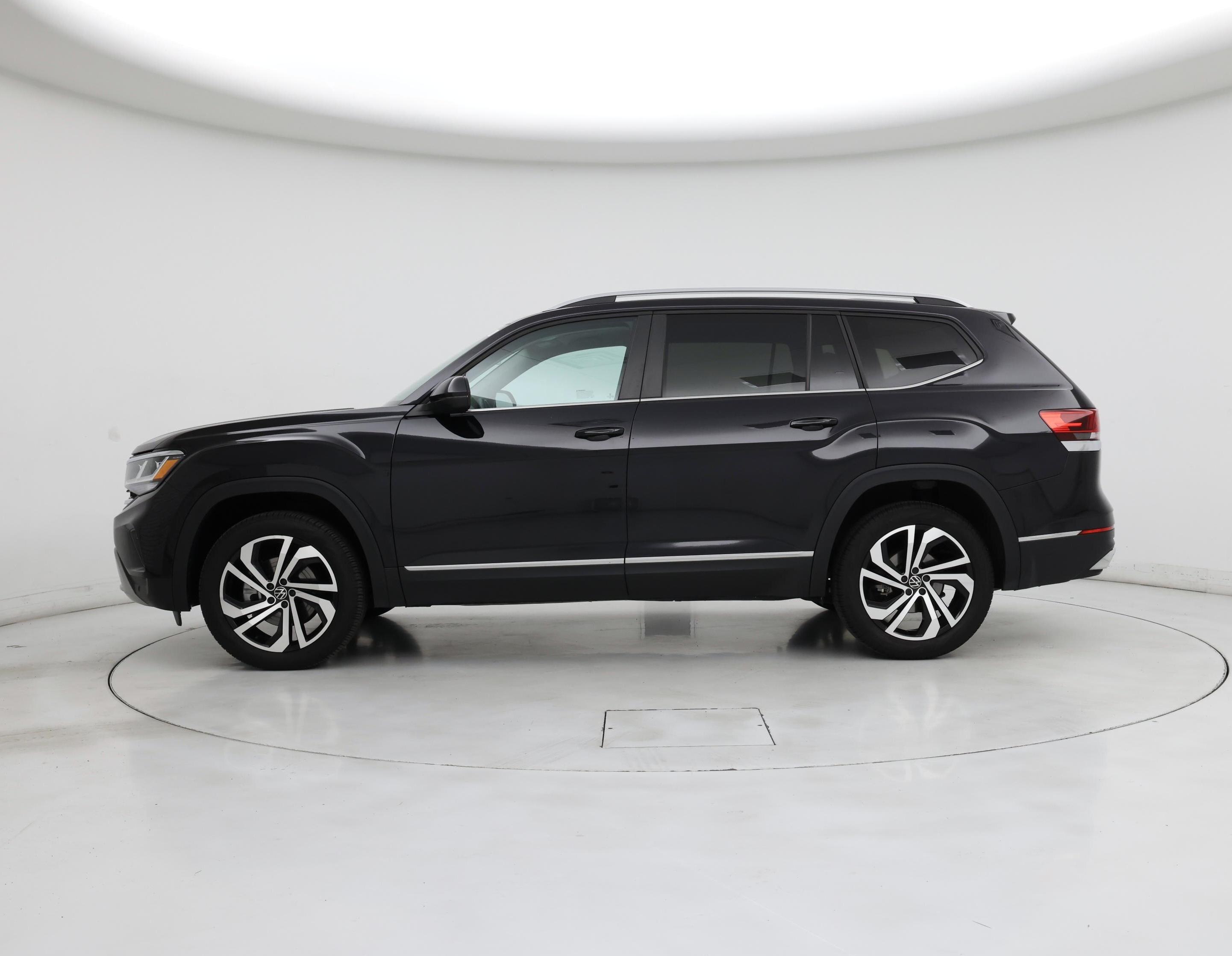 Thumbnail: 2022 Volkswagen Atlas - 3