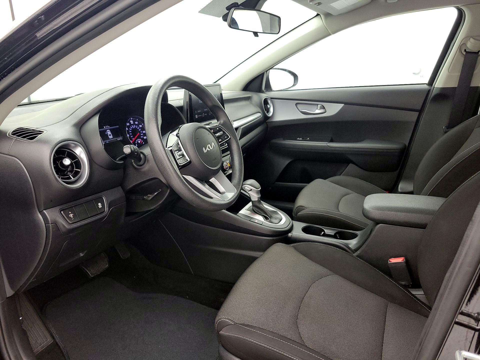 Thumbnail: 2023 Kia Forte - 11