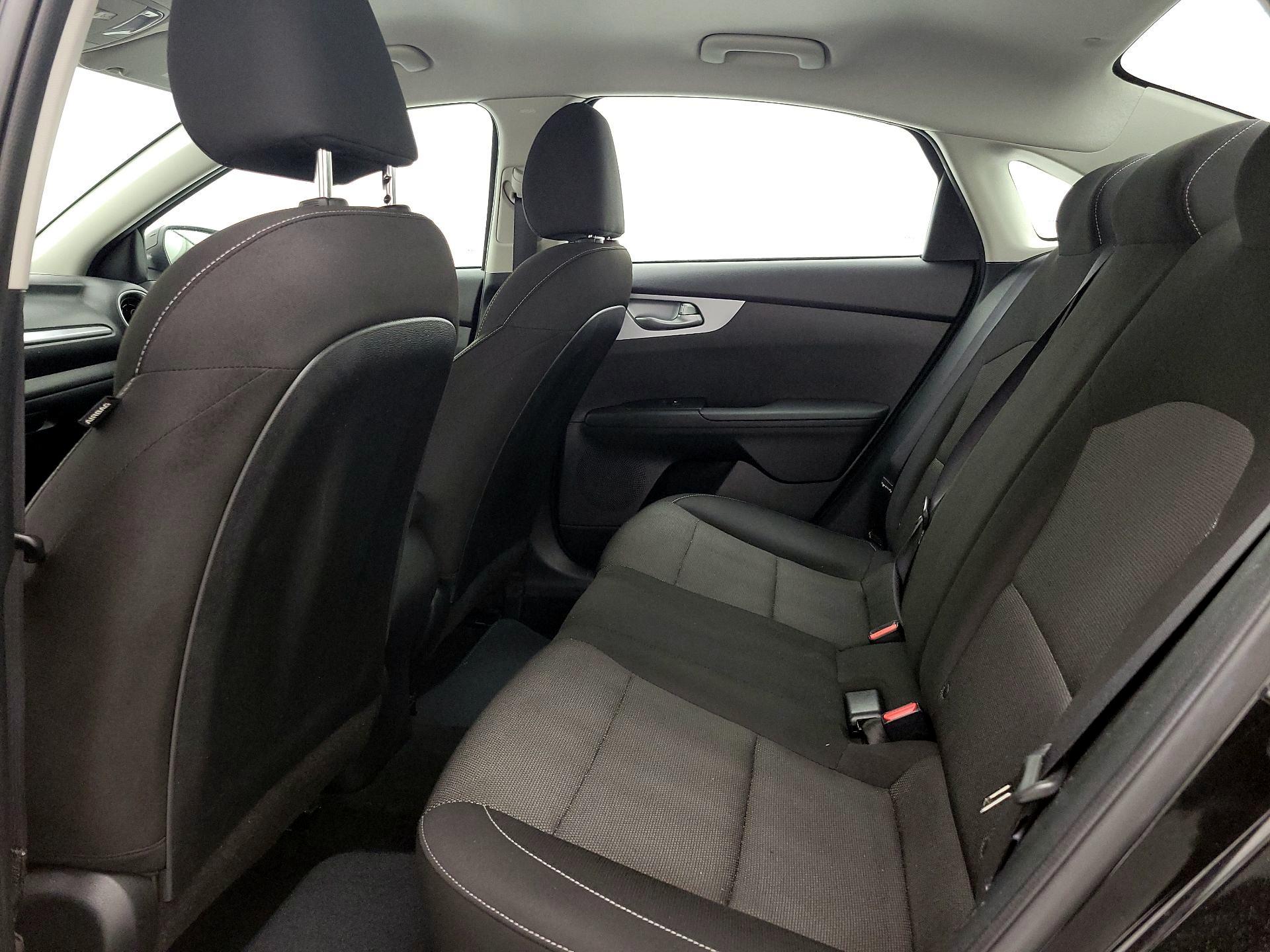 Thumbnail: 2023 Kia Forte - 19