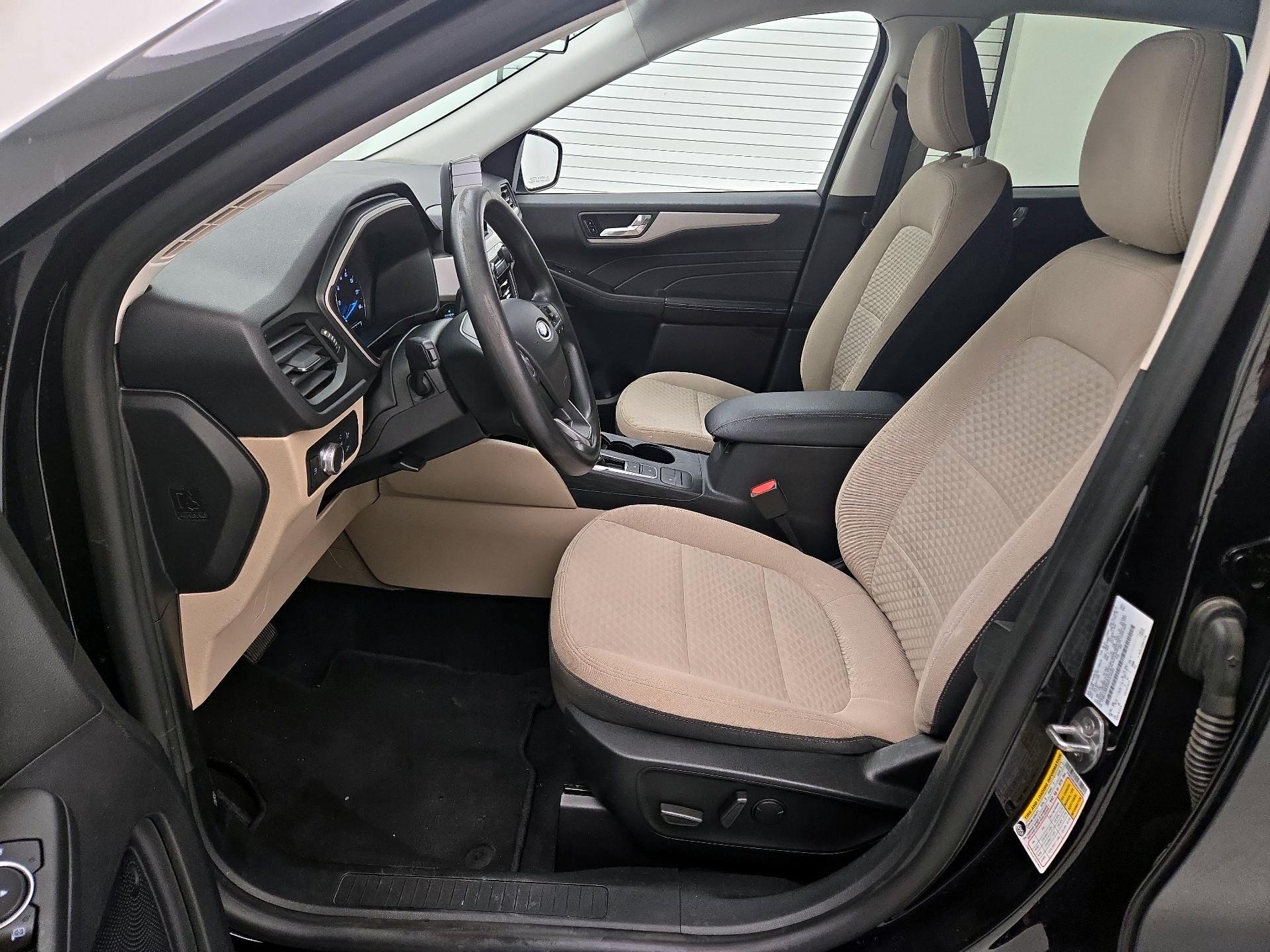Thumbnail: 2021 Ford Escape - 11