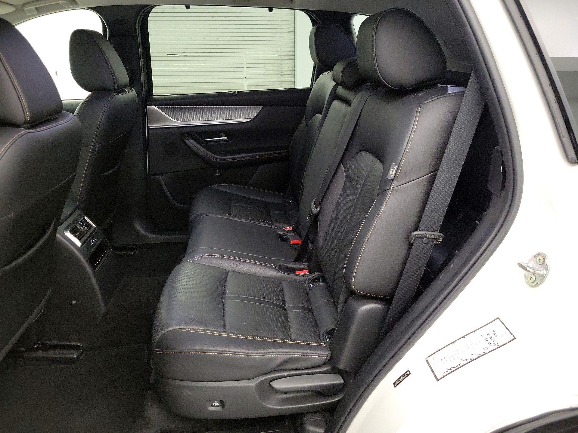 Thumbnail: 2024 Mazda CX-90 - 19