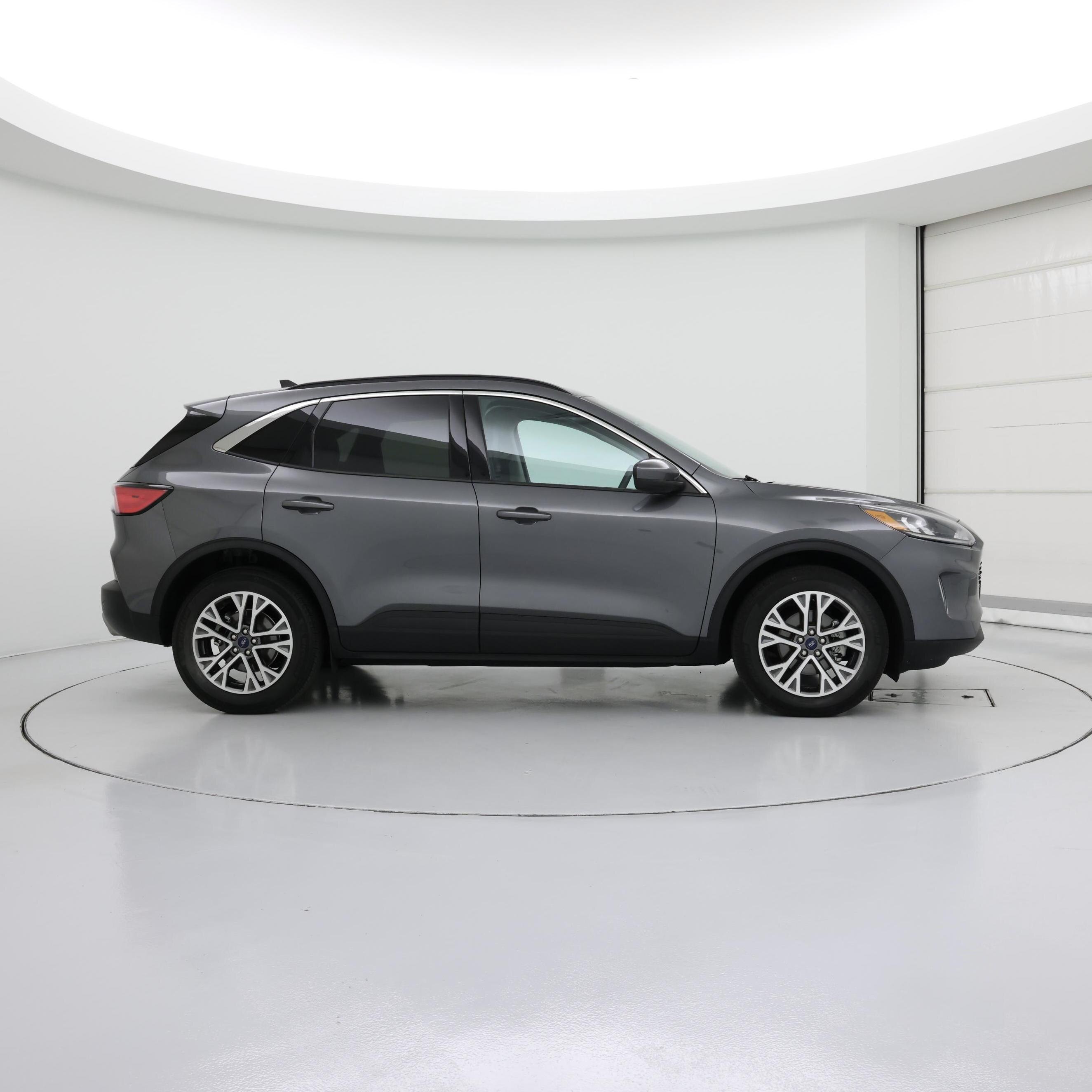 Thumbnail: 2021 Ford Escape - 7
