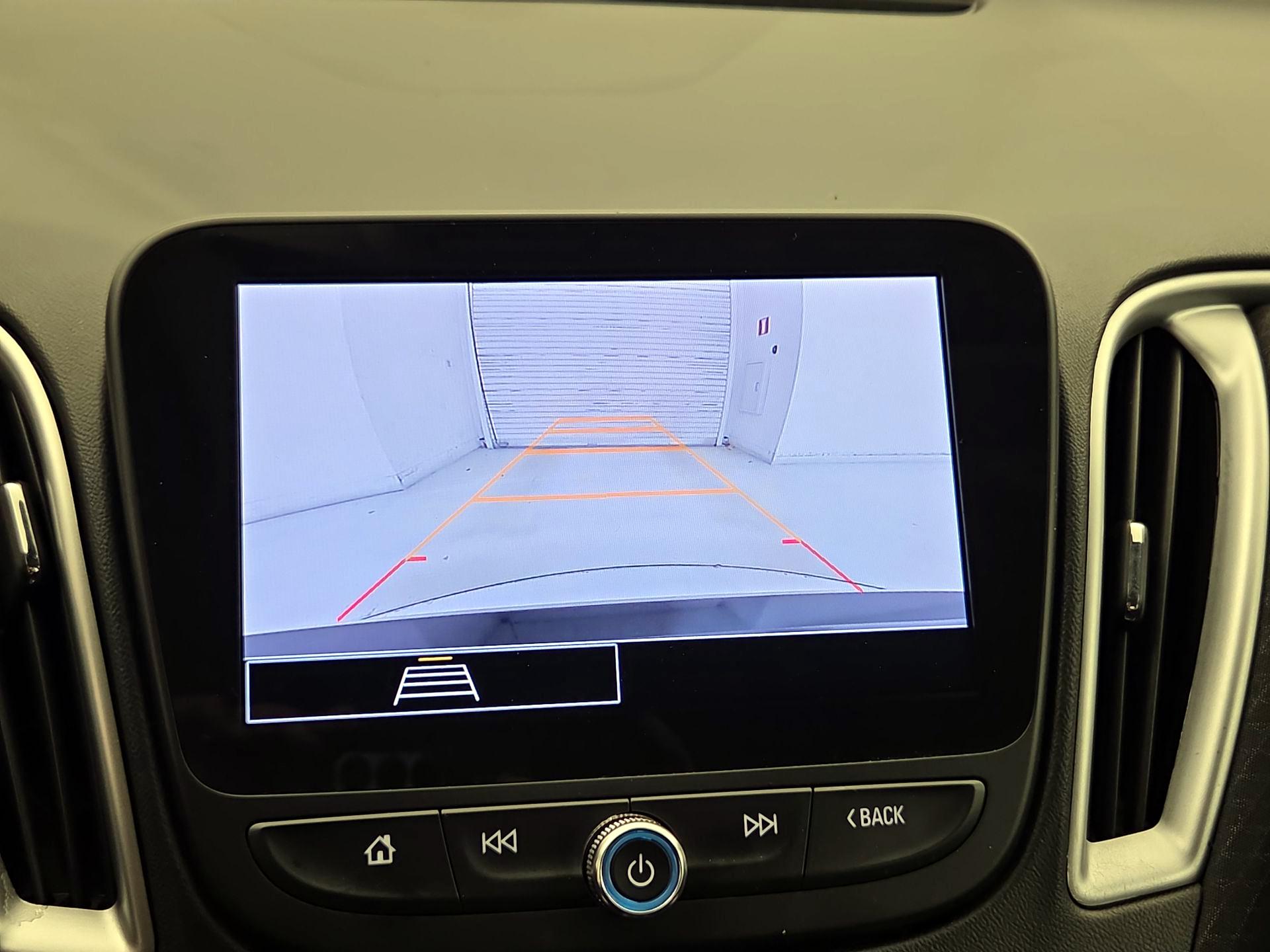 Thumbnail: 2023 Chevrolet Malibu - 14