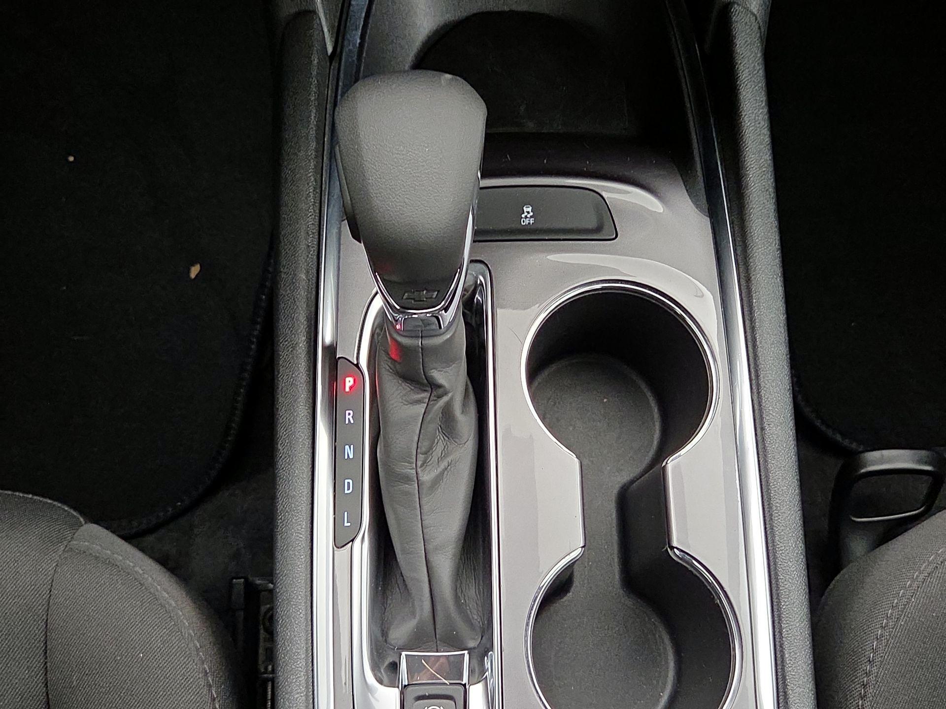 Thumbnail: 2023 Chevrolet Malibu - 17