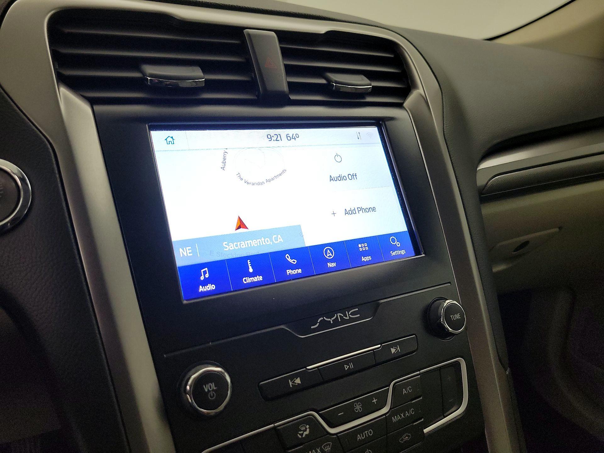 Thumbnail: 2020 Ford Fusion - 16