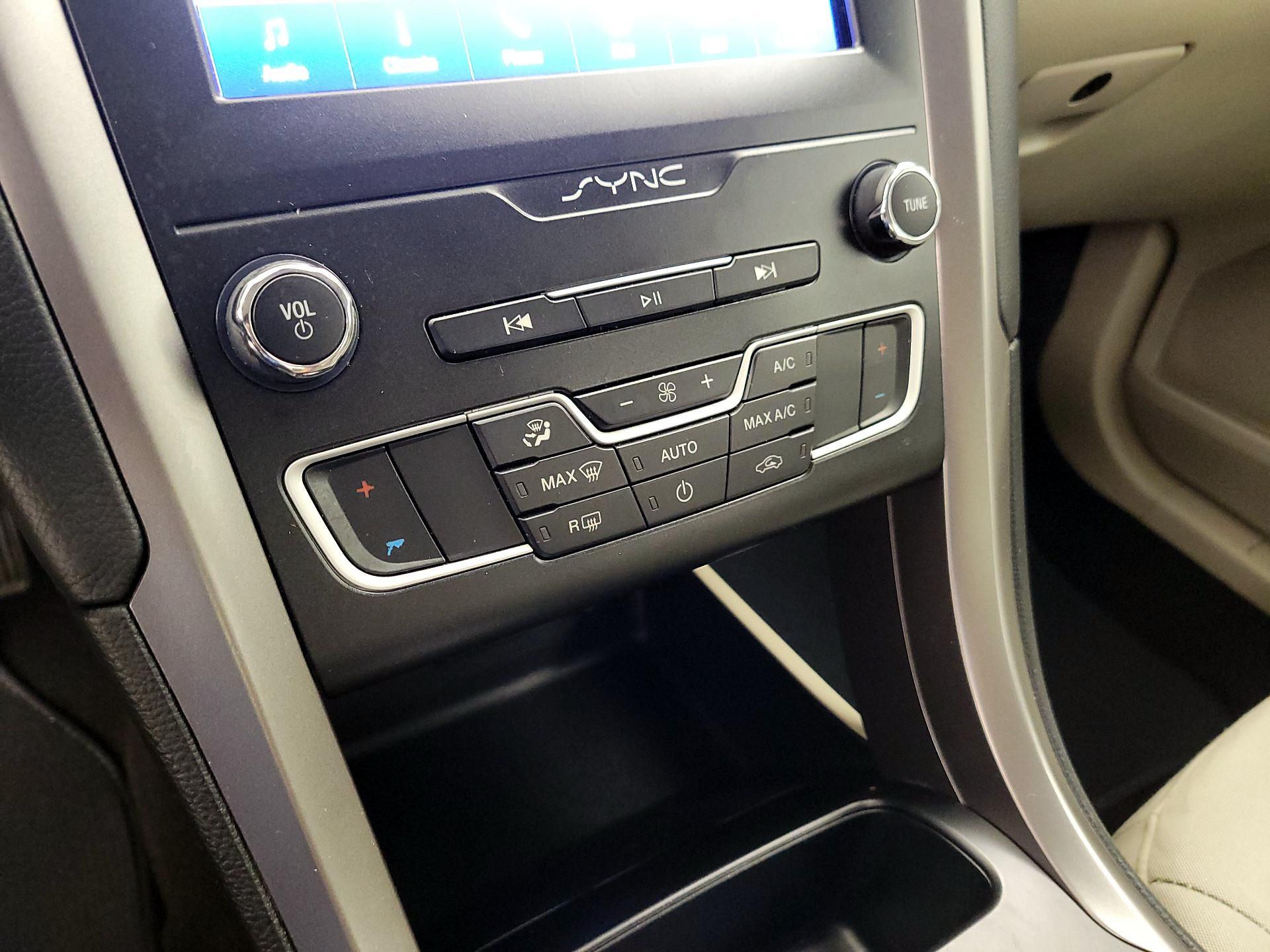 Thumbnail: 2020 Ford Fusion - 17