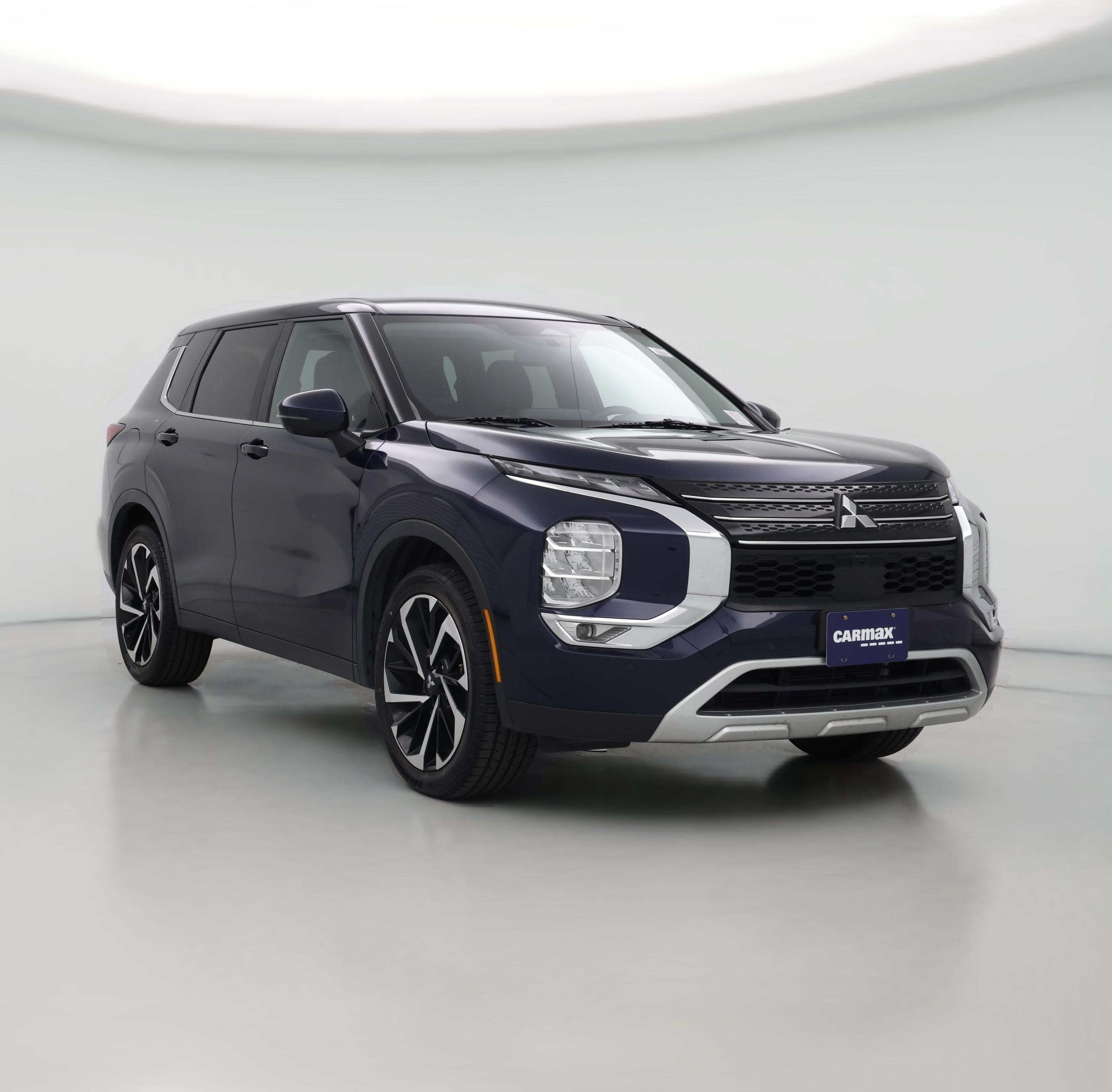 Thumbnail: 2024 Mitsubishi Outlander - 1