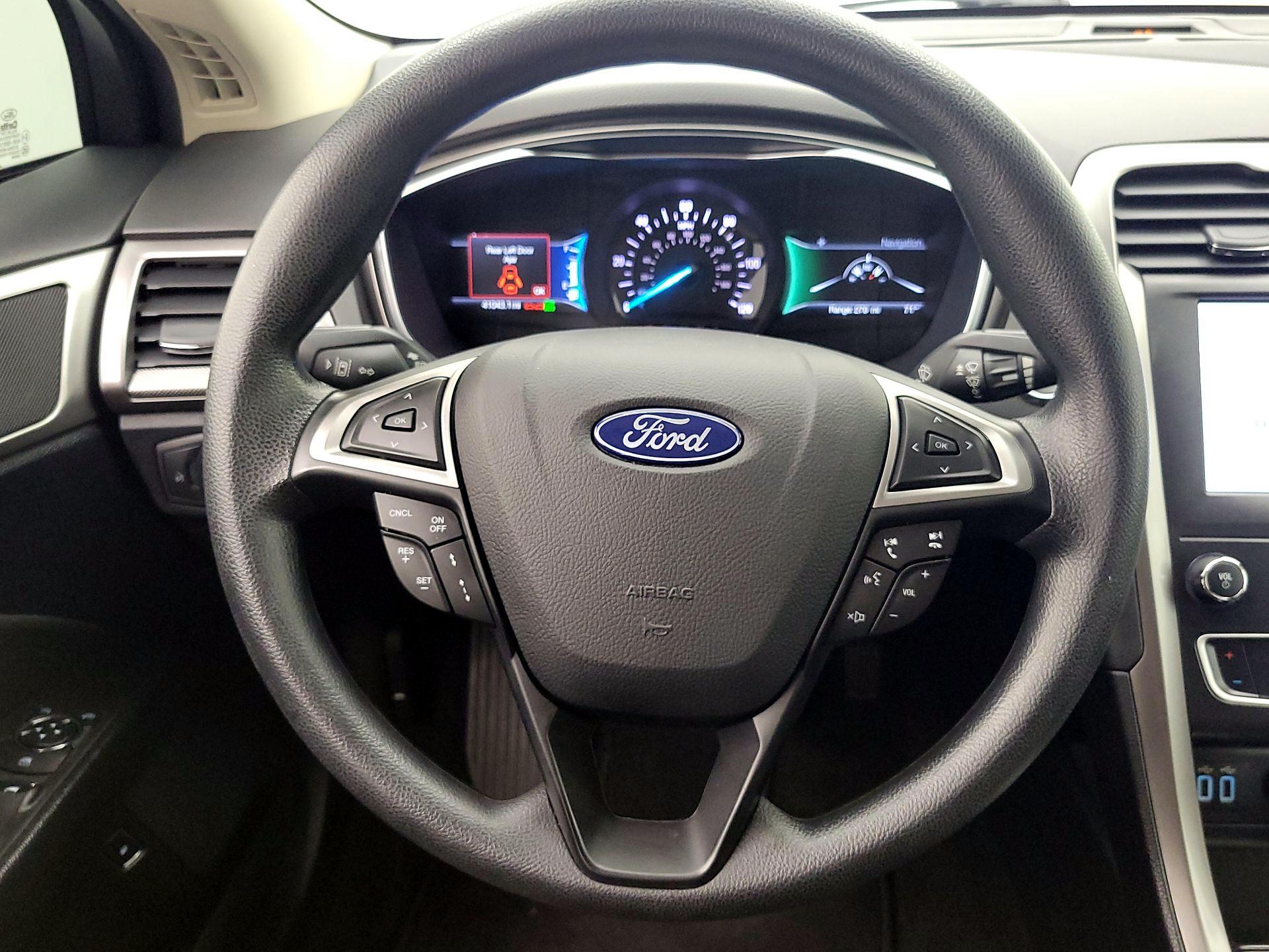 Thumbnail: 2020 Ford Fusion - 10