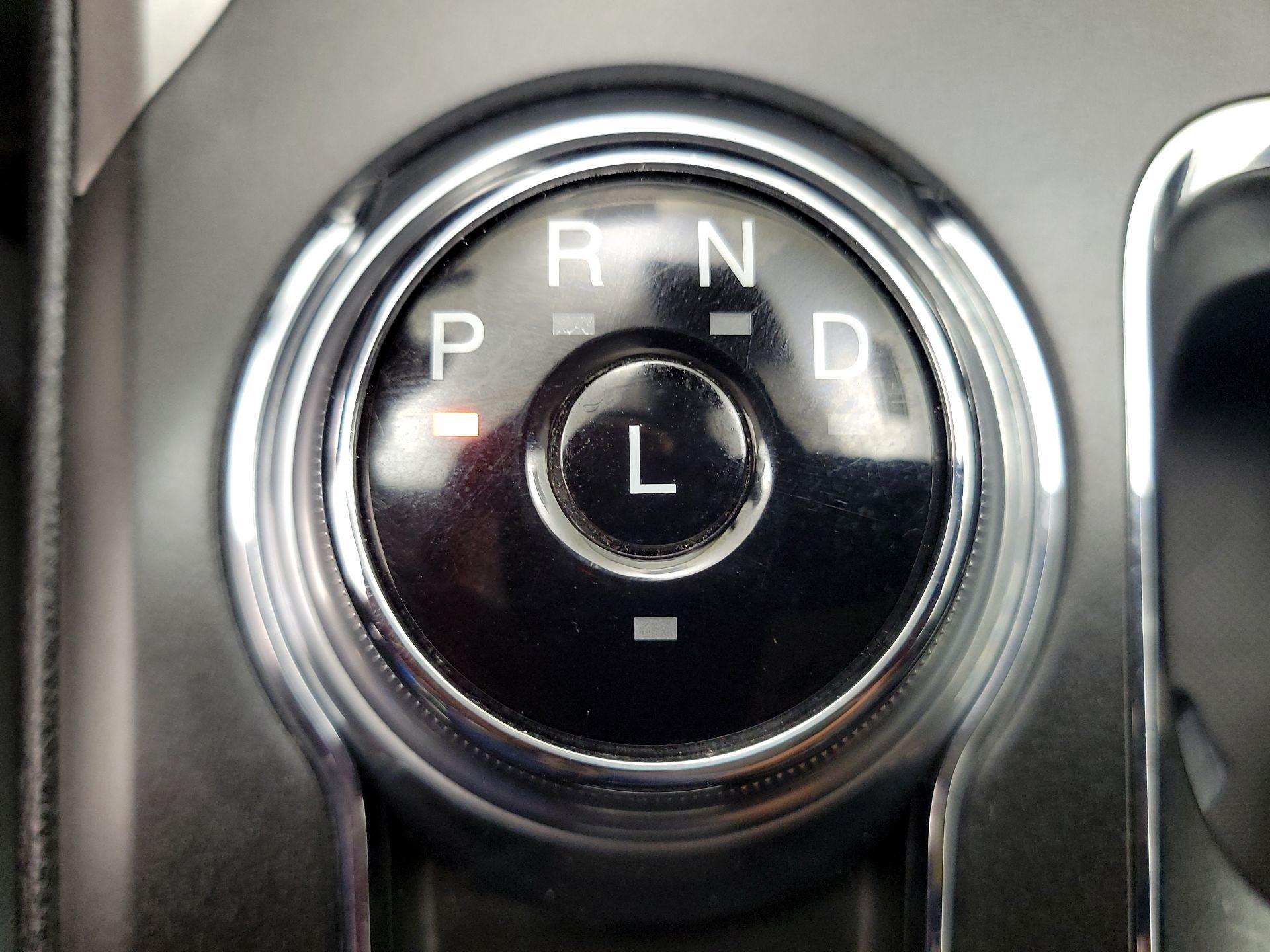 Thumbnail: 2020 Ford Fusion - 18