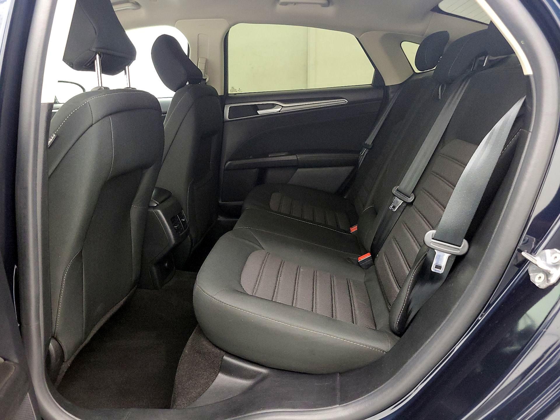 Thumbnail: 2020 Ford Fusion - 20