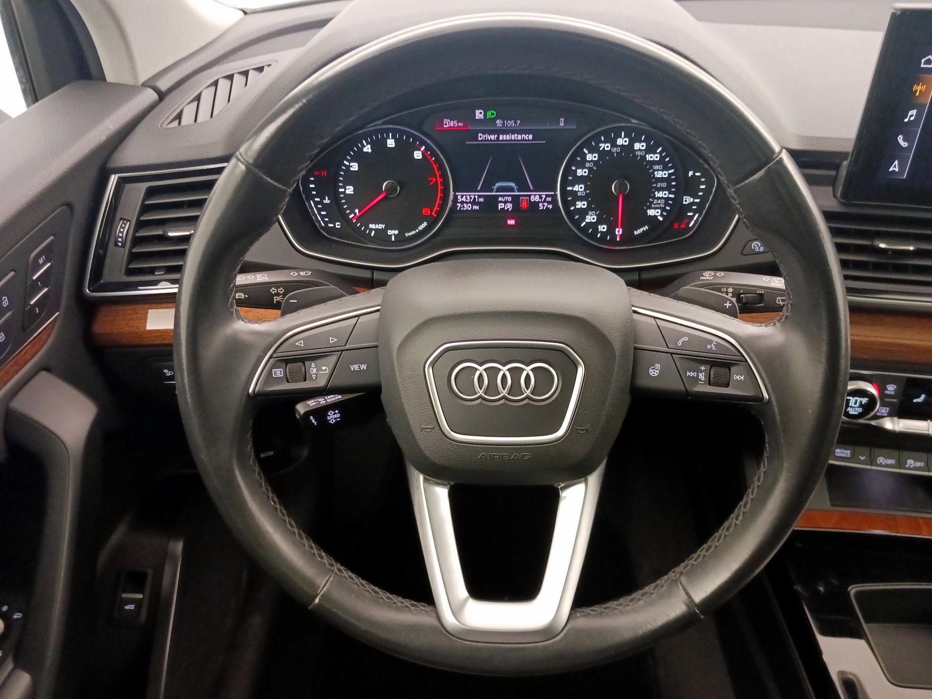 Thumbnail: 2022 Audi Q5 - 10