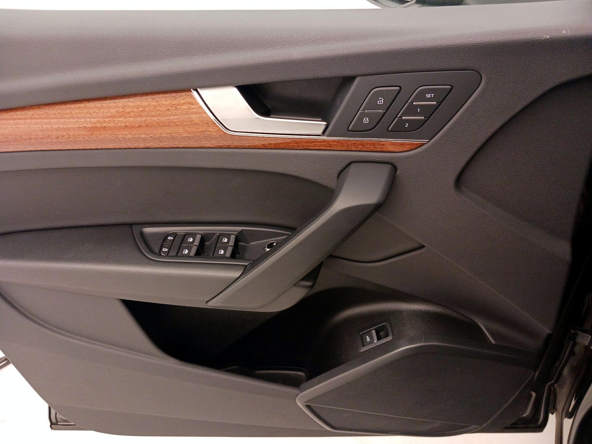 Thumbnail: 2022 Audi Q5 - 12