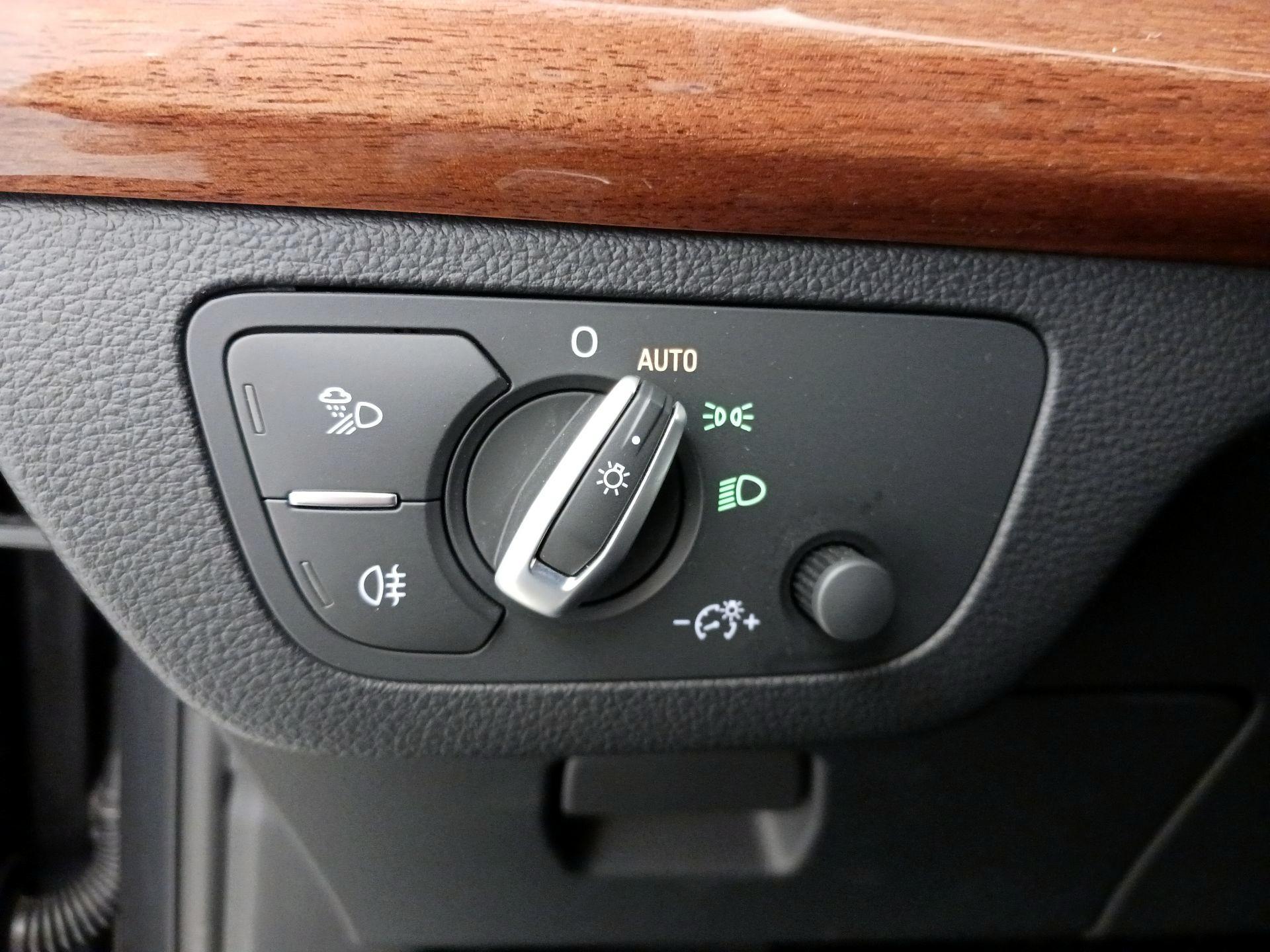 Thumbnail: 2022 Audi Q5 - 13