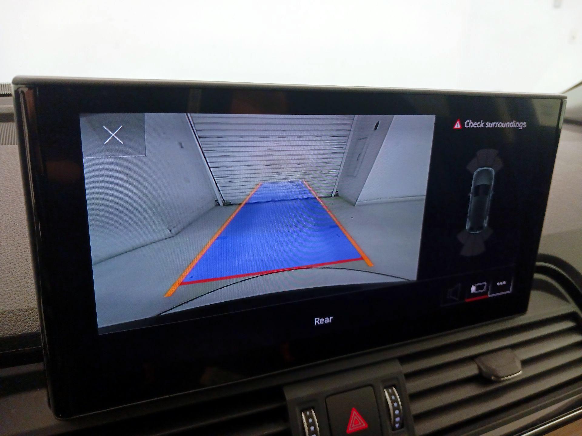 Thumbnail: 2022 Audi Q5 - 14