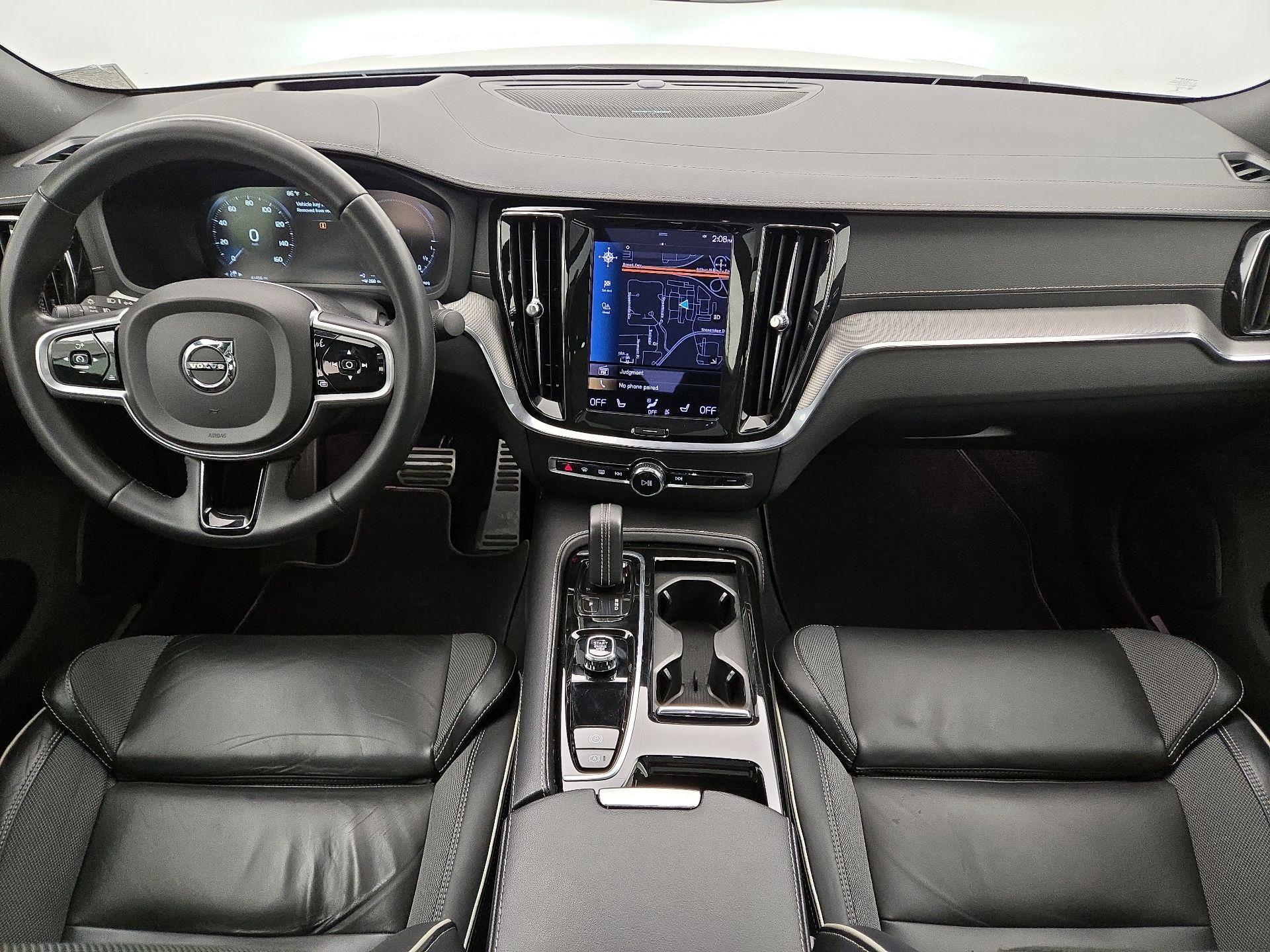 Thumbnail: 2022 Volvo S60 - 9