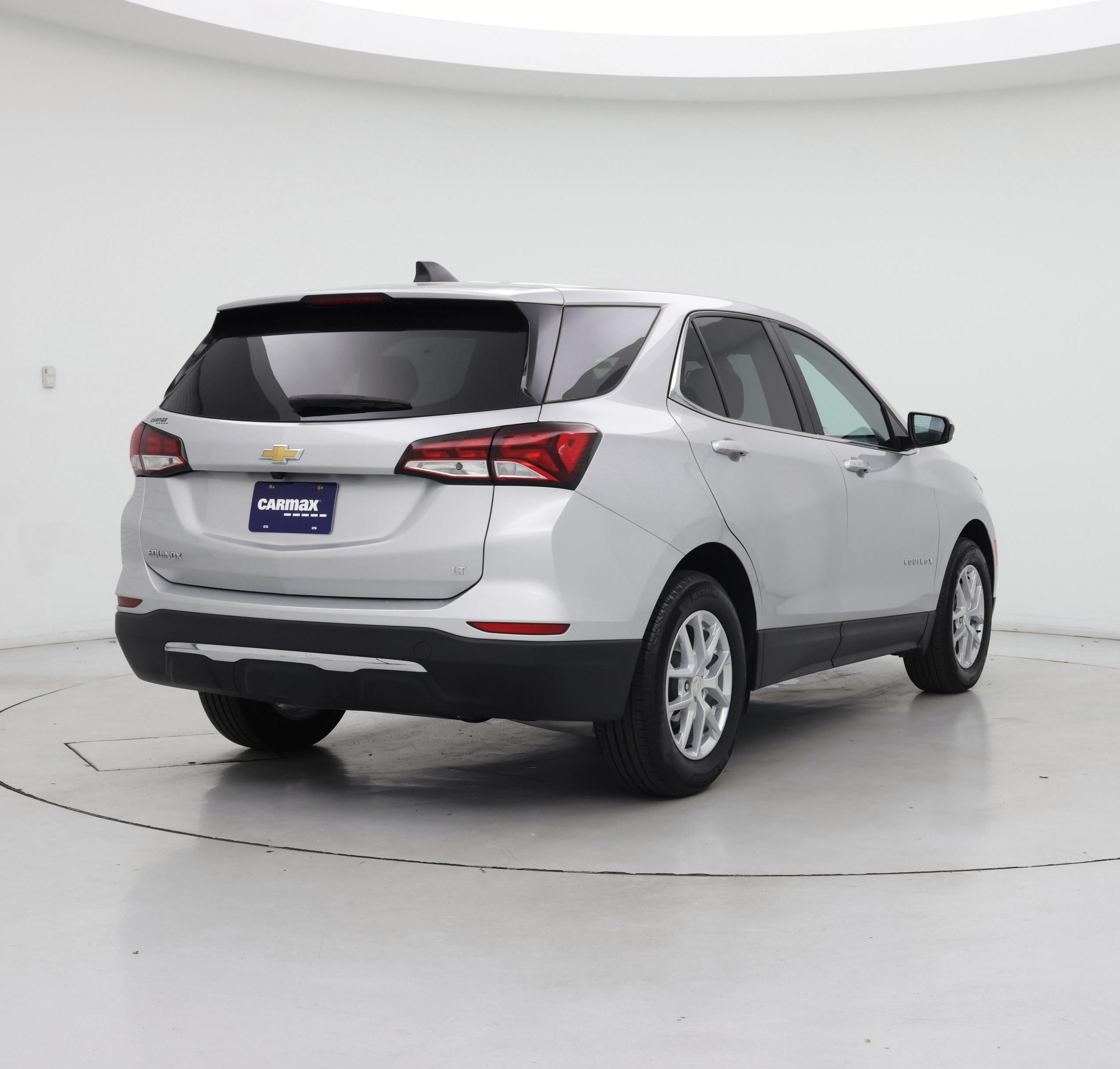 Thumbnail: 2022 Chevrolet Equinox - 8