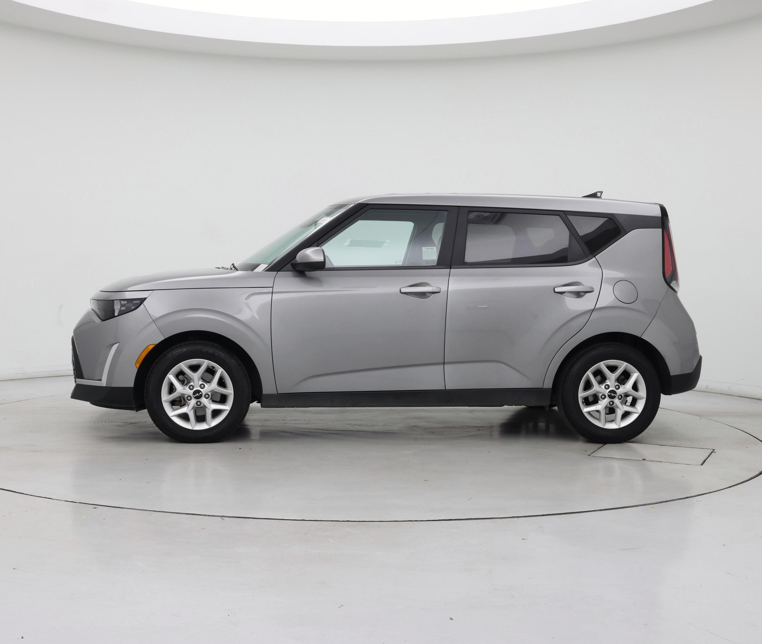 Thumbnail: 2023 Kia Soul - 3