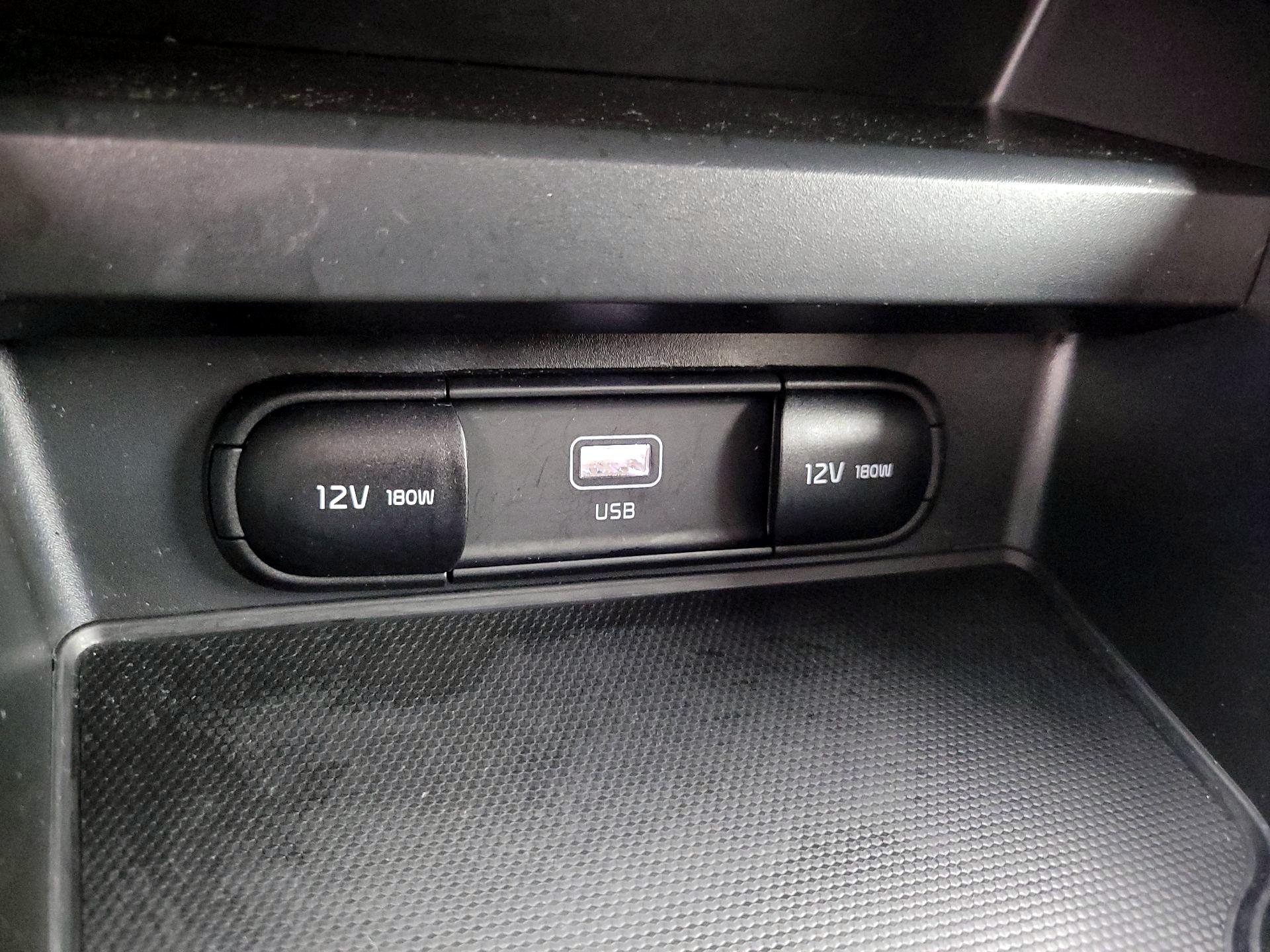 Thumbnail: 2023 Kia Soul - 18