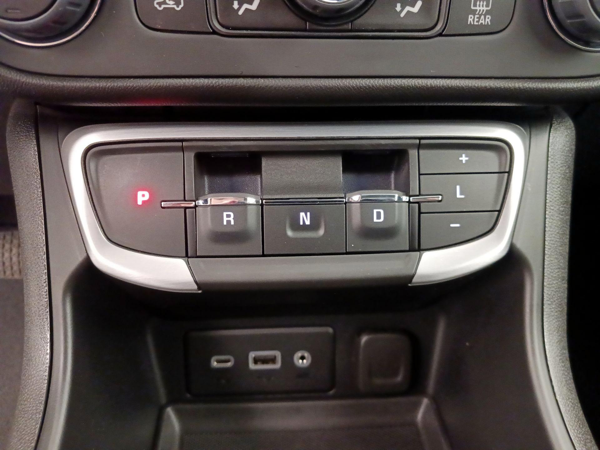 Thumbnail: 2023 GMC Terrain - 17