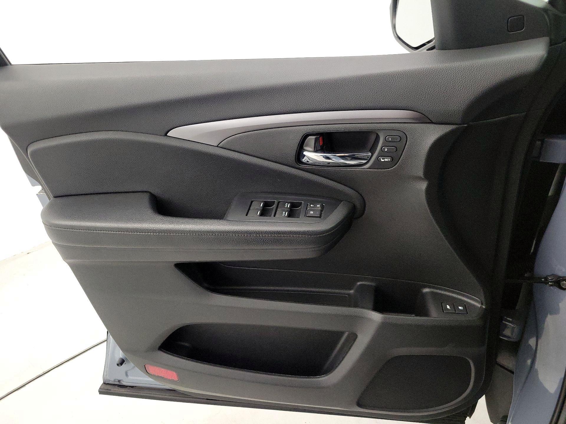 Thumbnail: 2022 Honda Pilot - 12