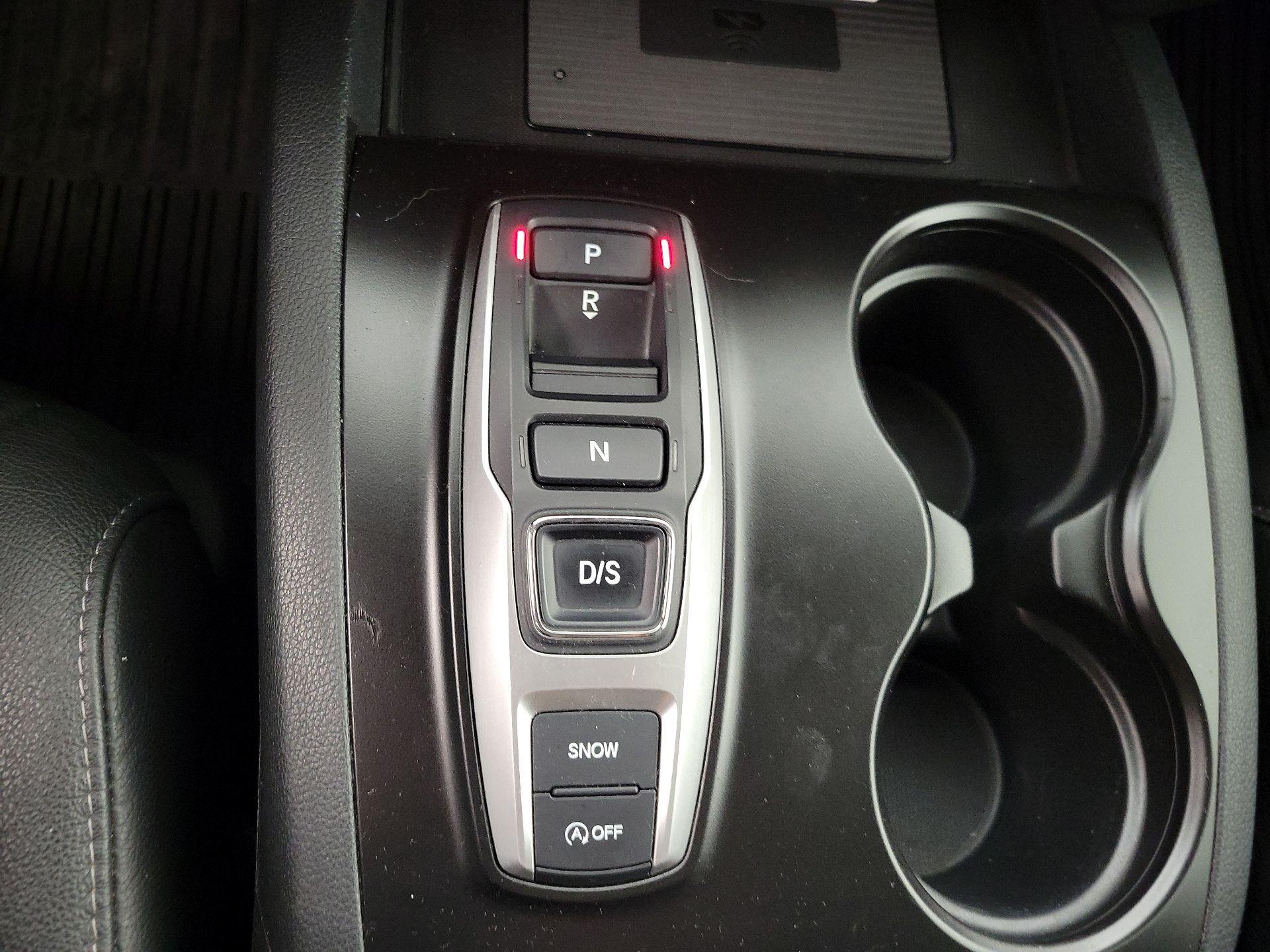 Thumbnail: 2022 Honda Pilot - 17