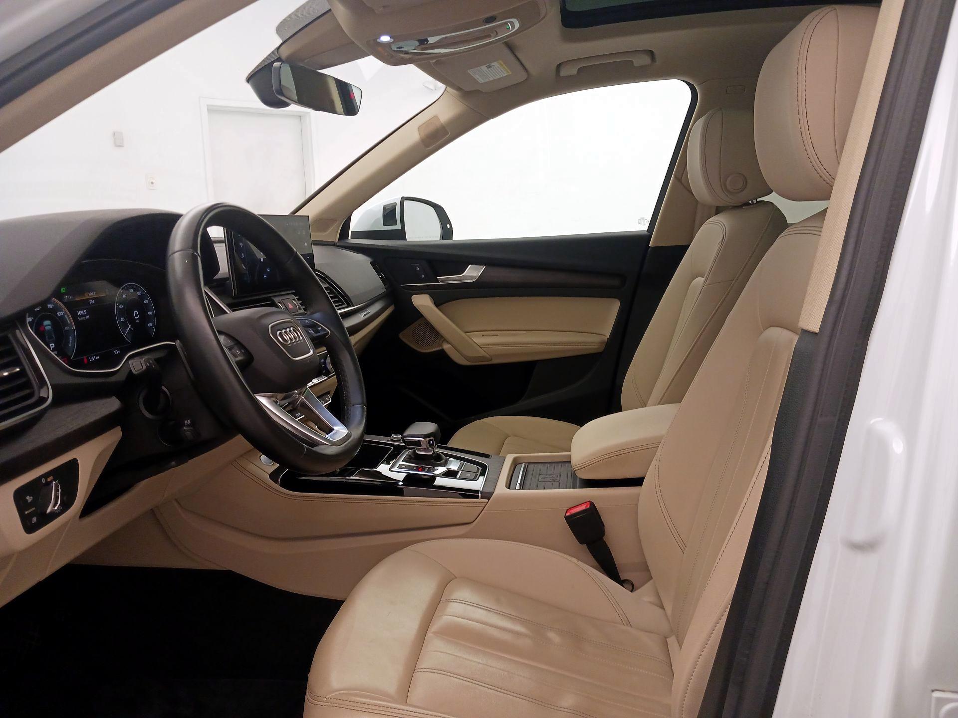 Thumbnail: 2021 Audi Q5 - 11