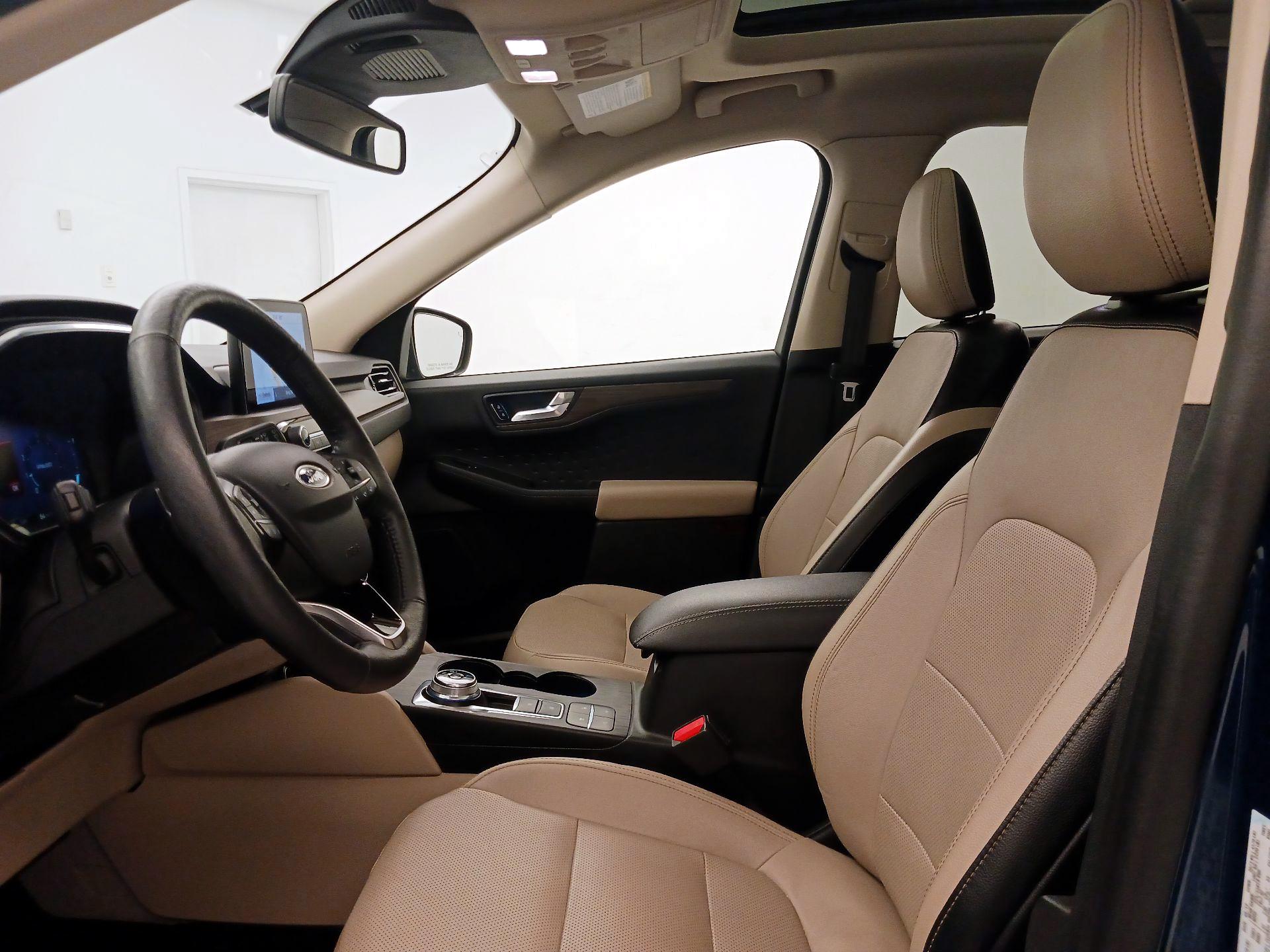 Thumbnail: 2020 Ford Escape - 11