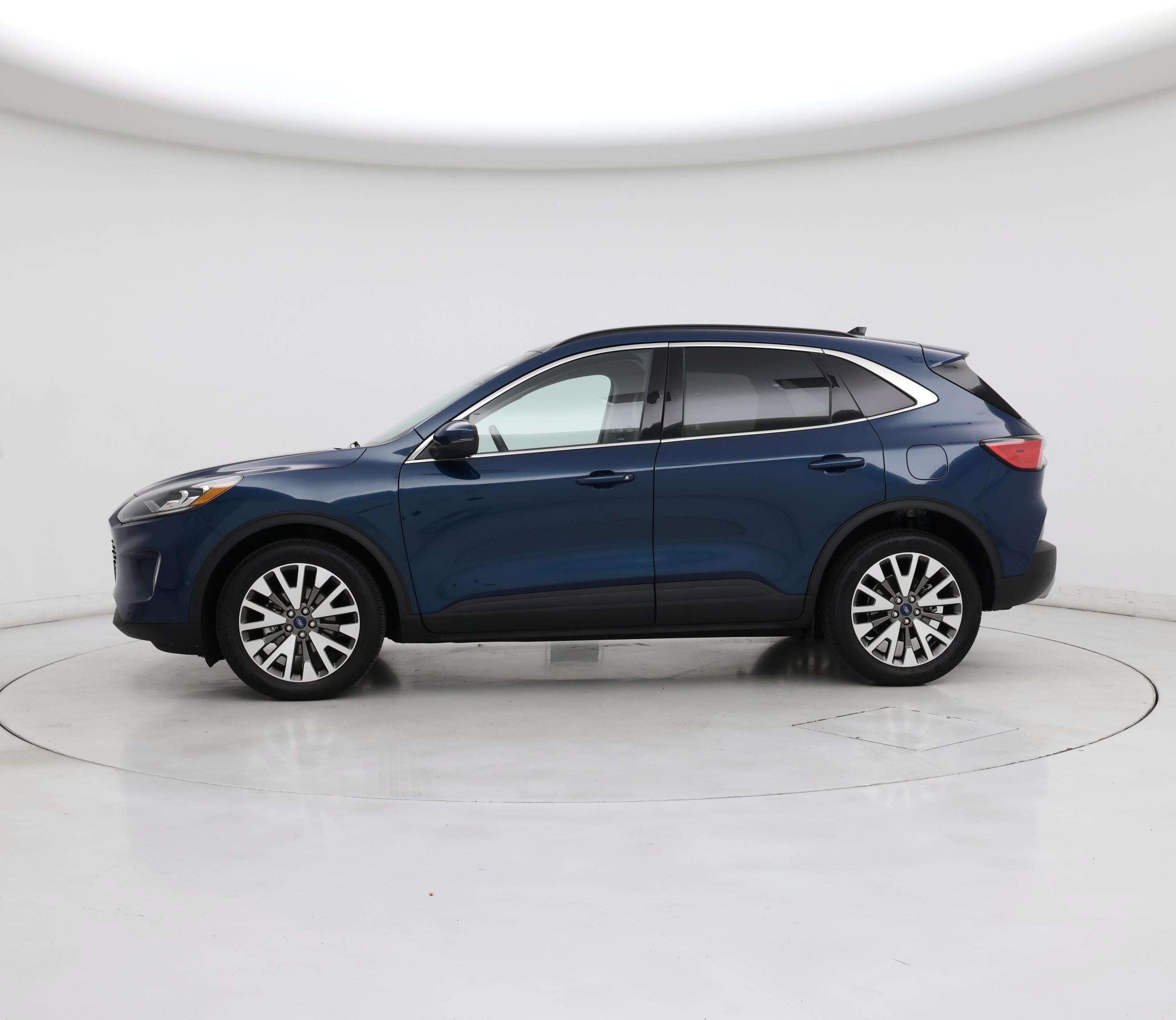 Thumbnail: 2020 Ford Escape - 3
