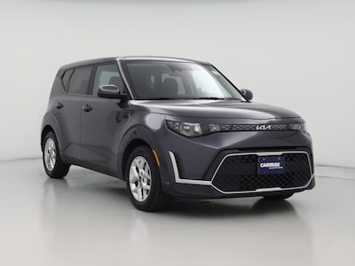Gray 2023 Kia Soul LX