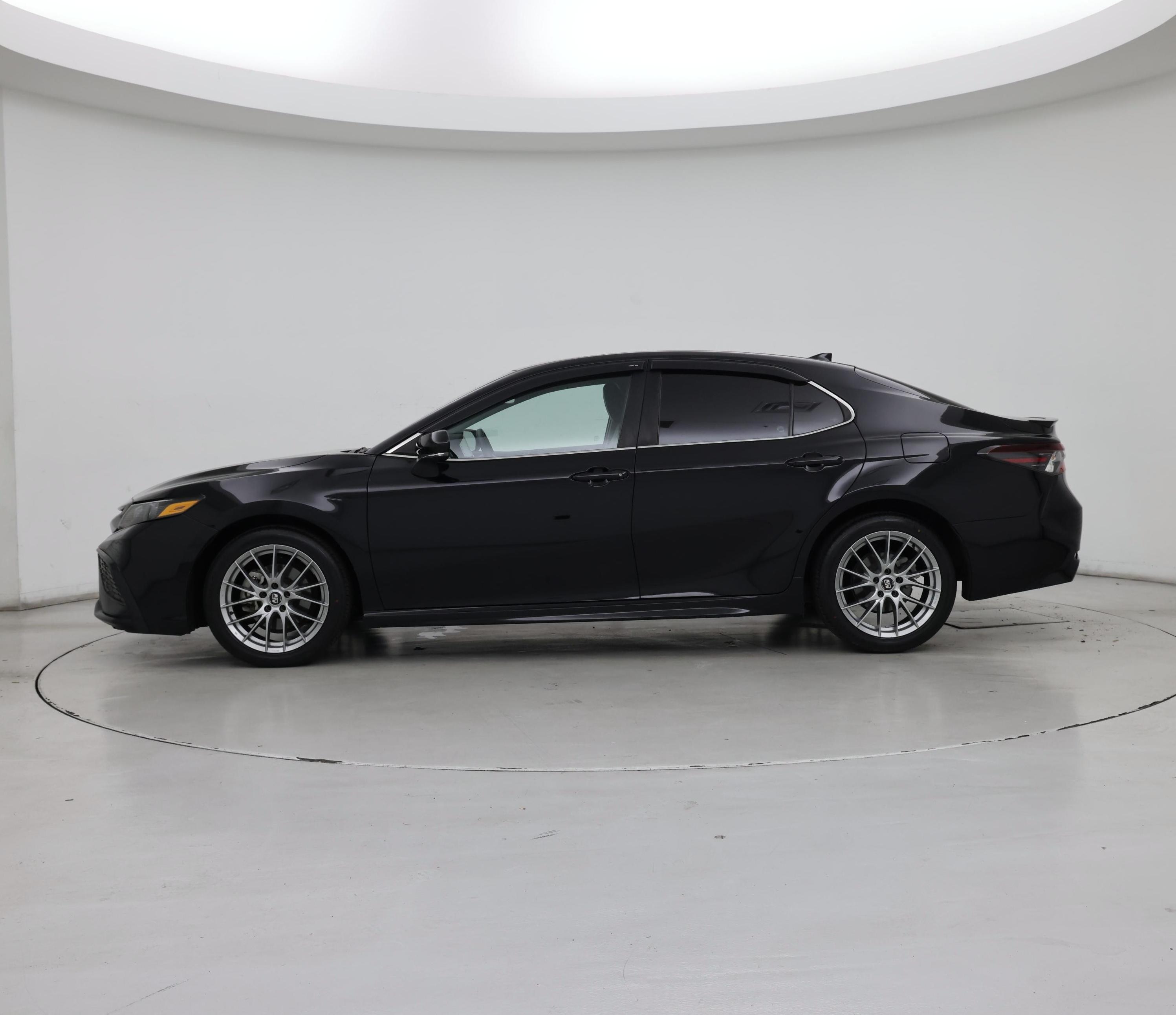 Thumbnail: 2023 Toyota Camry - 3
