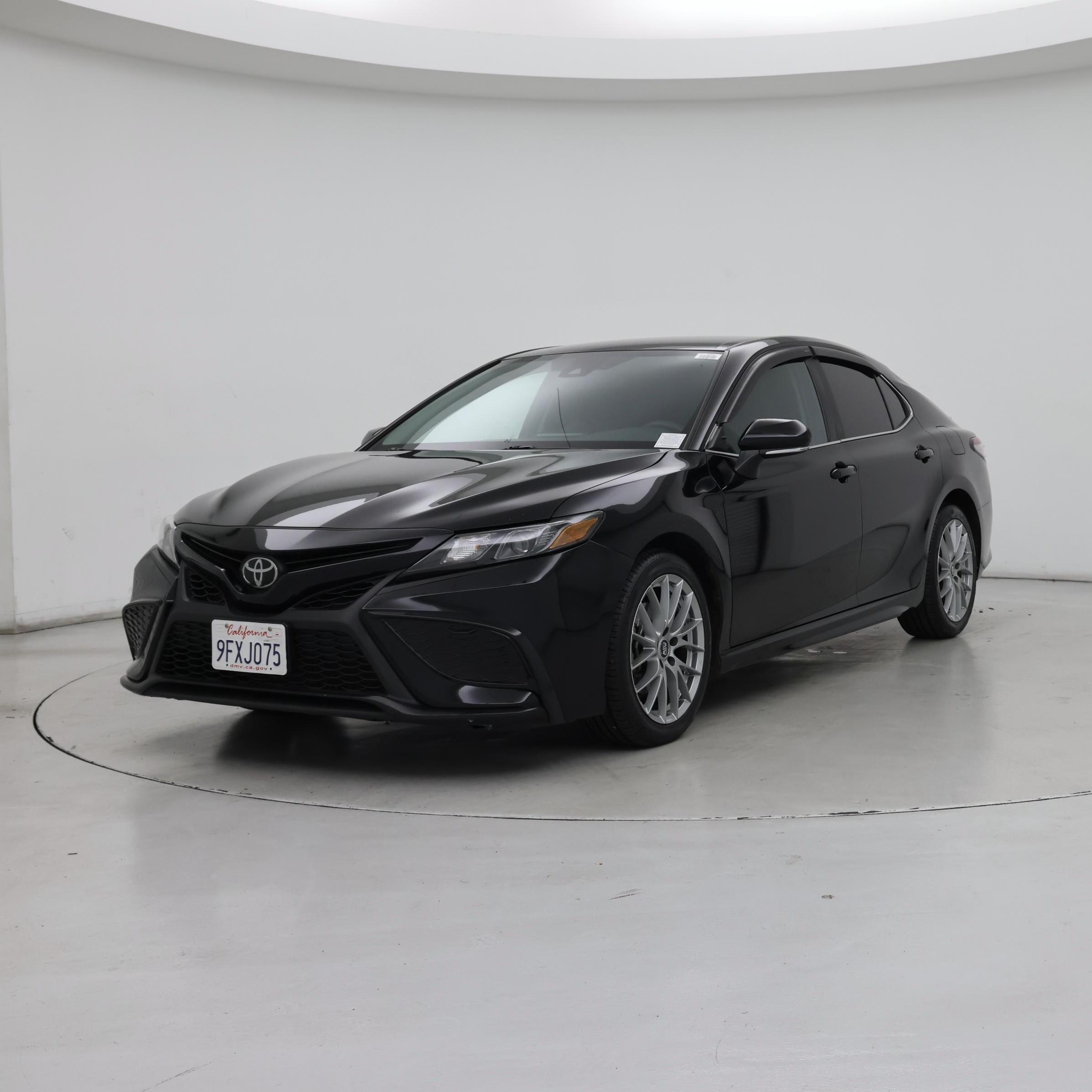 Thumbnail: 2023 Toyota Camry - 4
