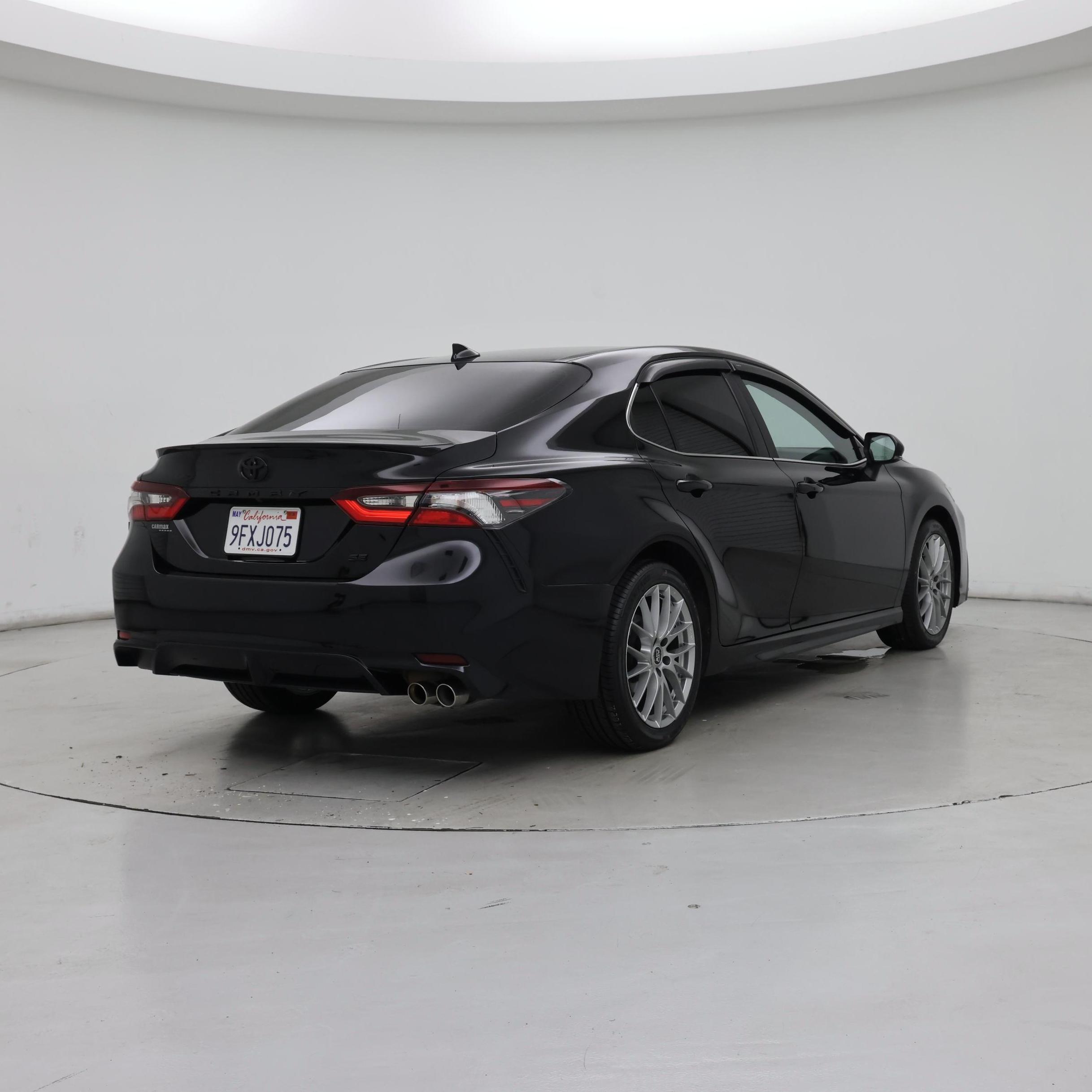 Thumbnail: 2023 Toyota Camry - 8