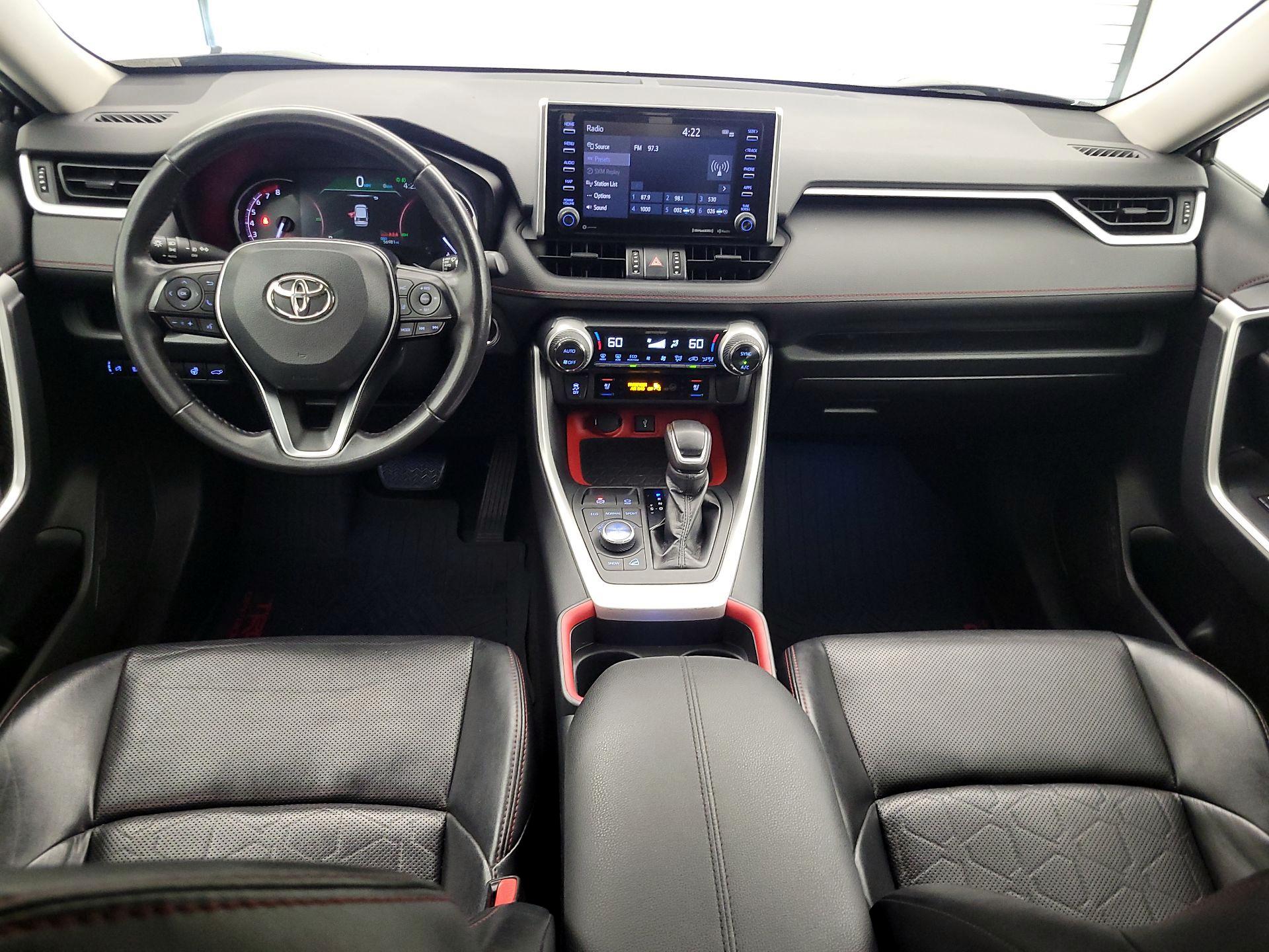 Thumbnail: 2020 Toyota RAV4 - 9