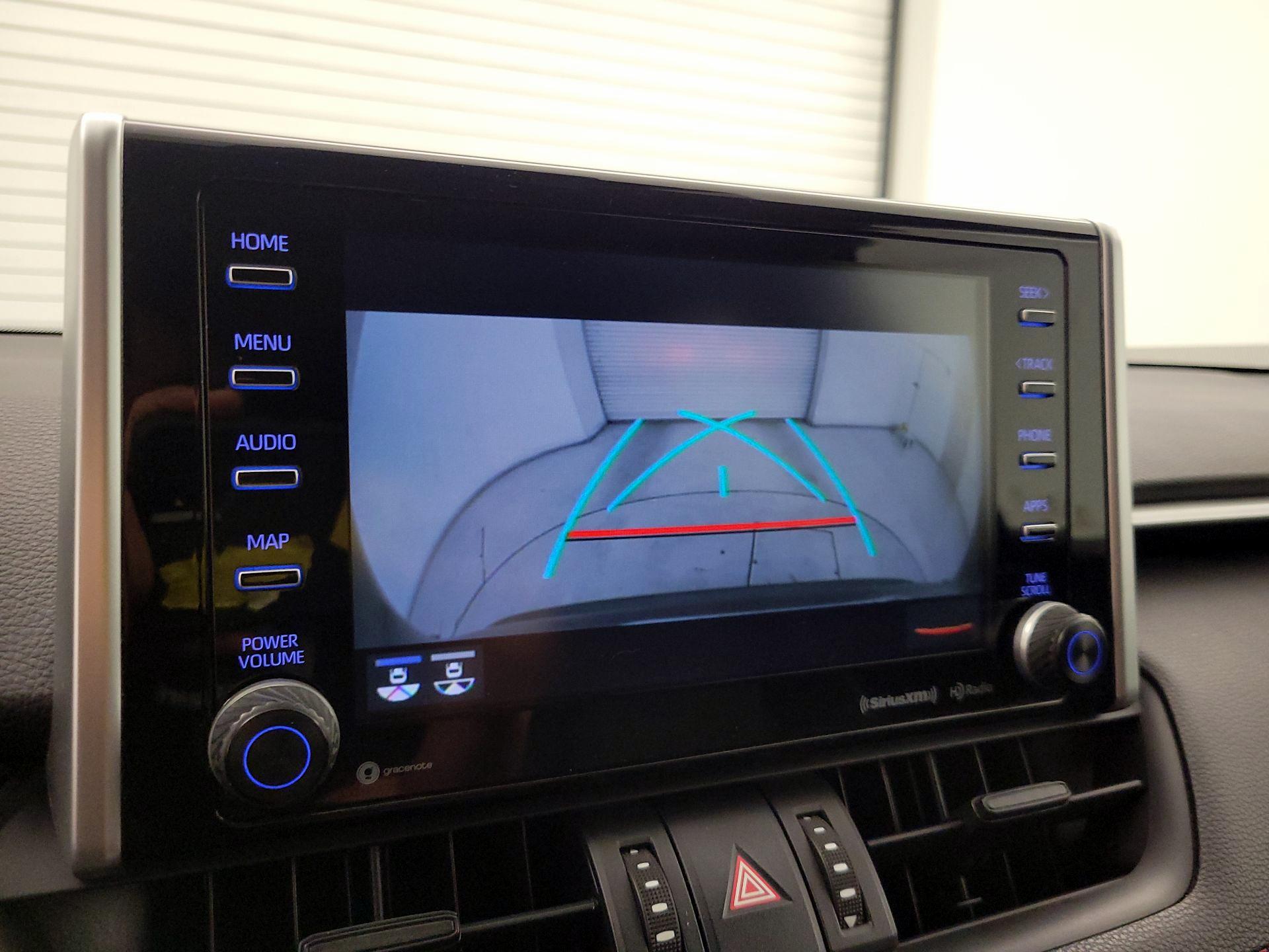 Thumbnail: 2020 Toyota RAV4 - 14