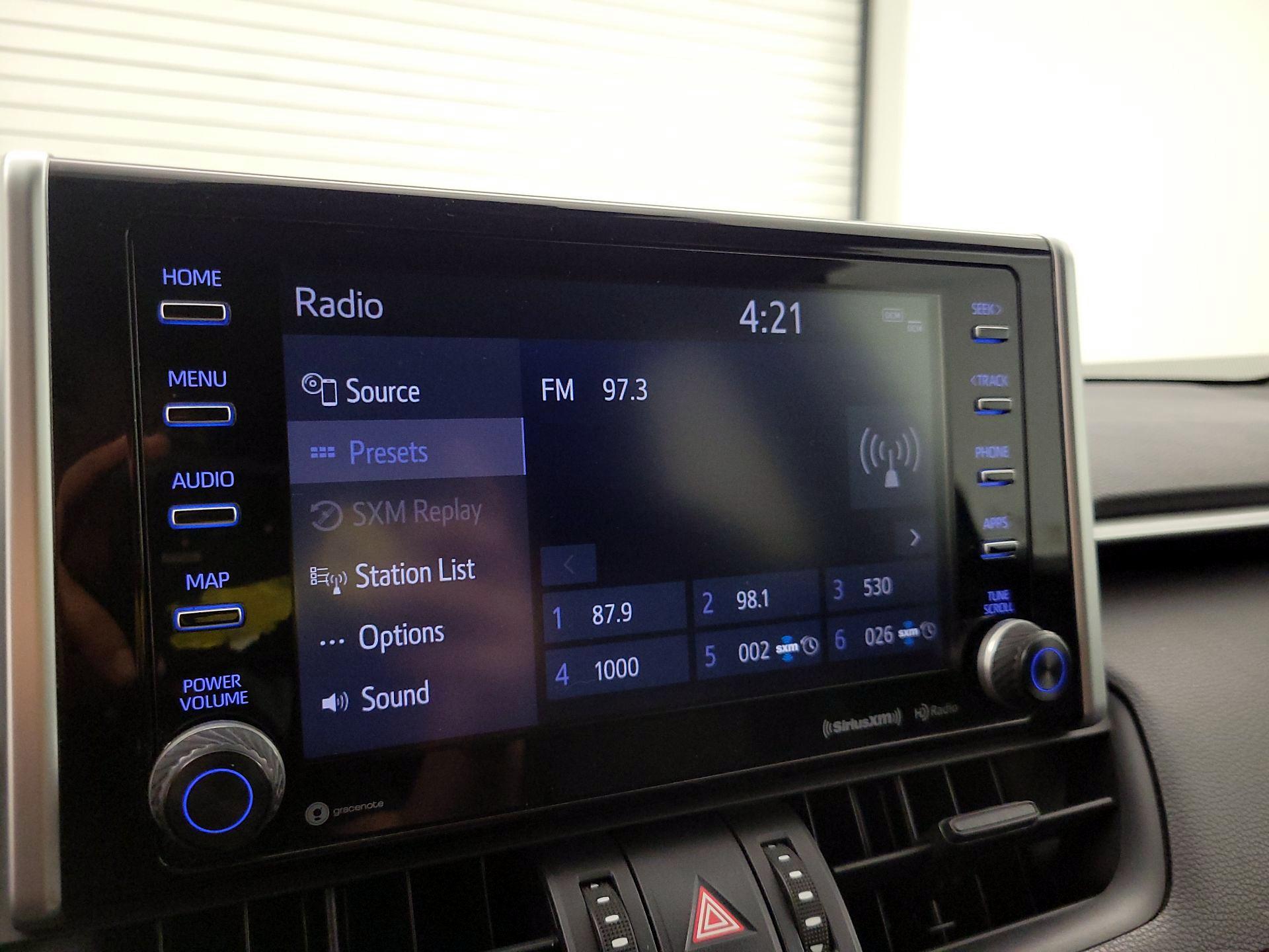 Thumbnail: 2020 Toyota RAV4 - 15