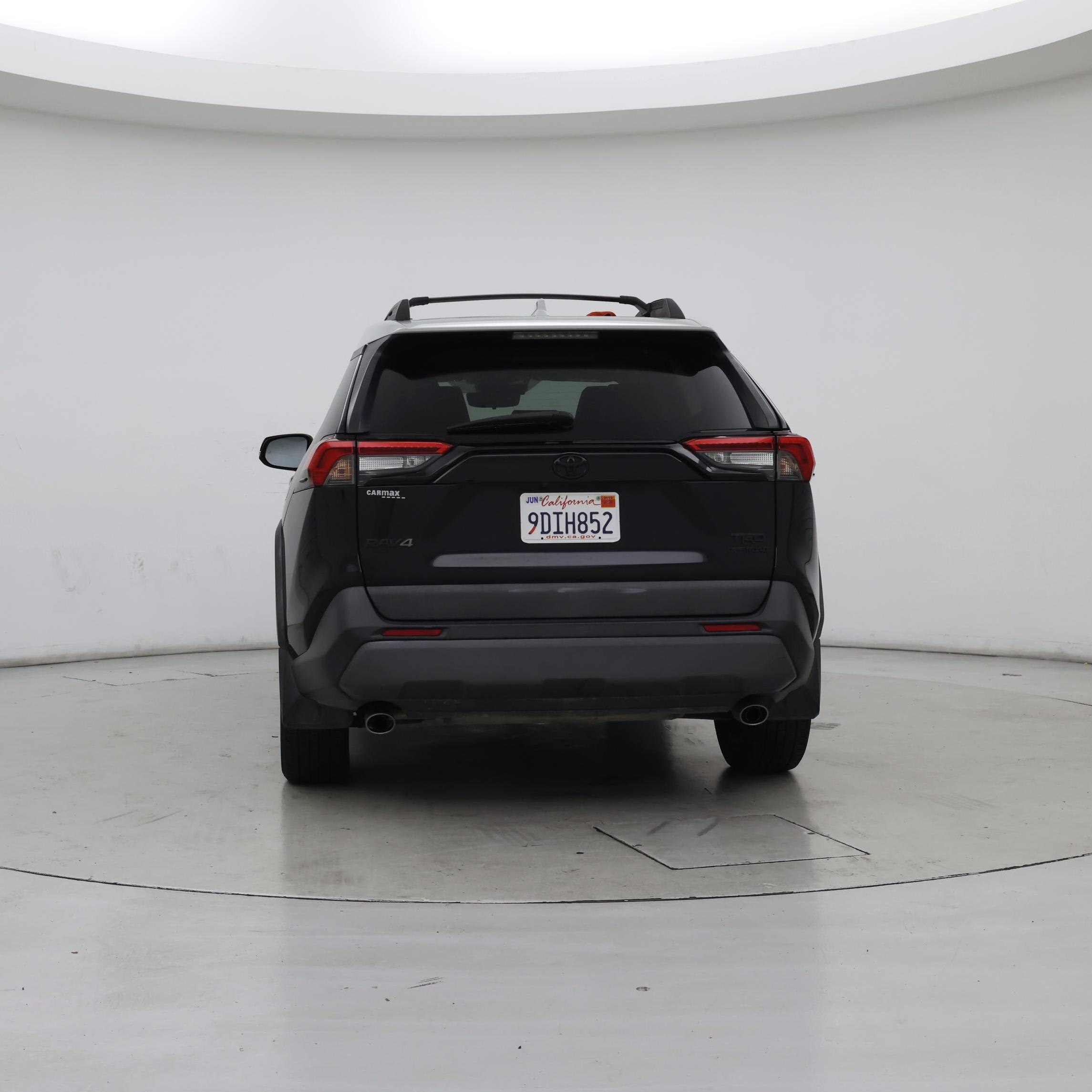 Thumbnail: 2020 Toyota RAV4 - 6