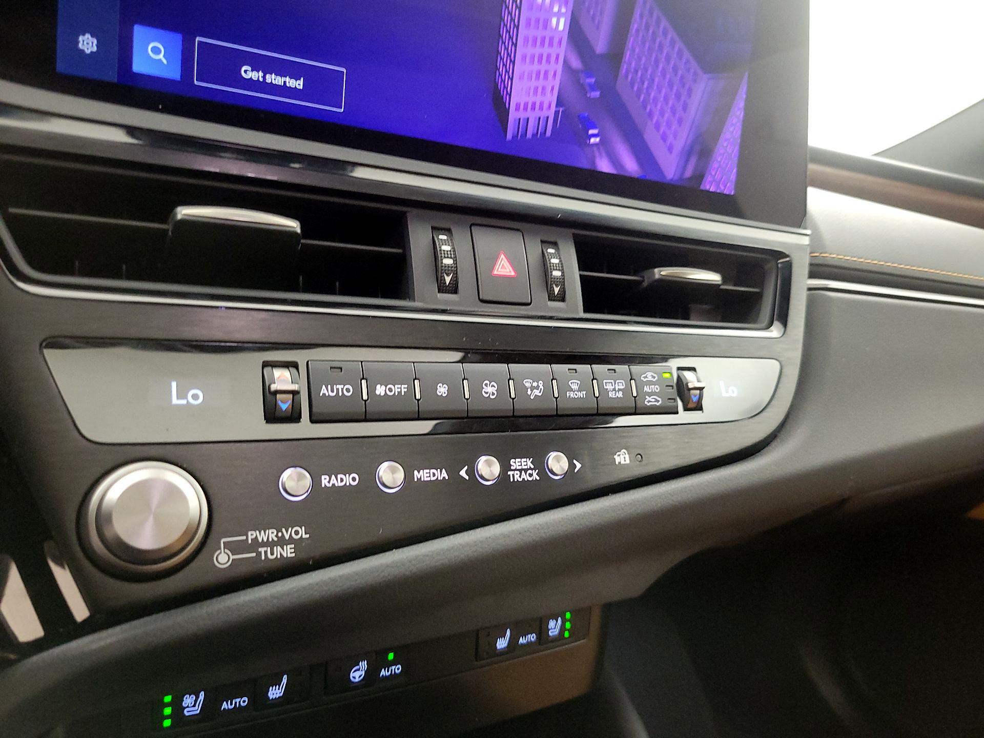 Thumbnail: 2024 Lexus ES - 16