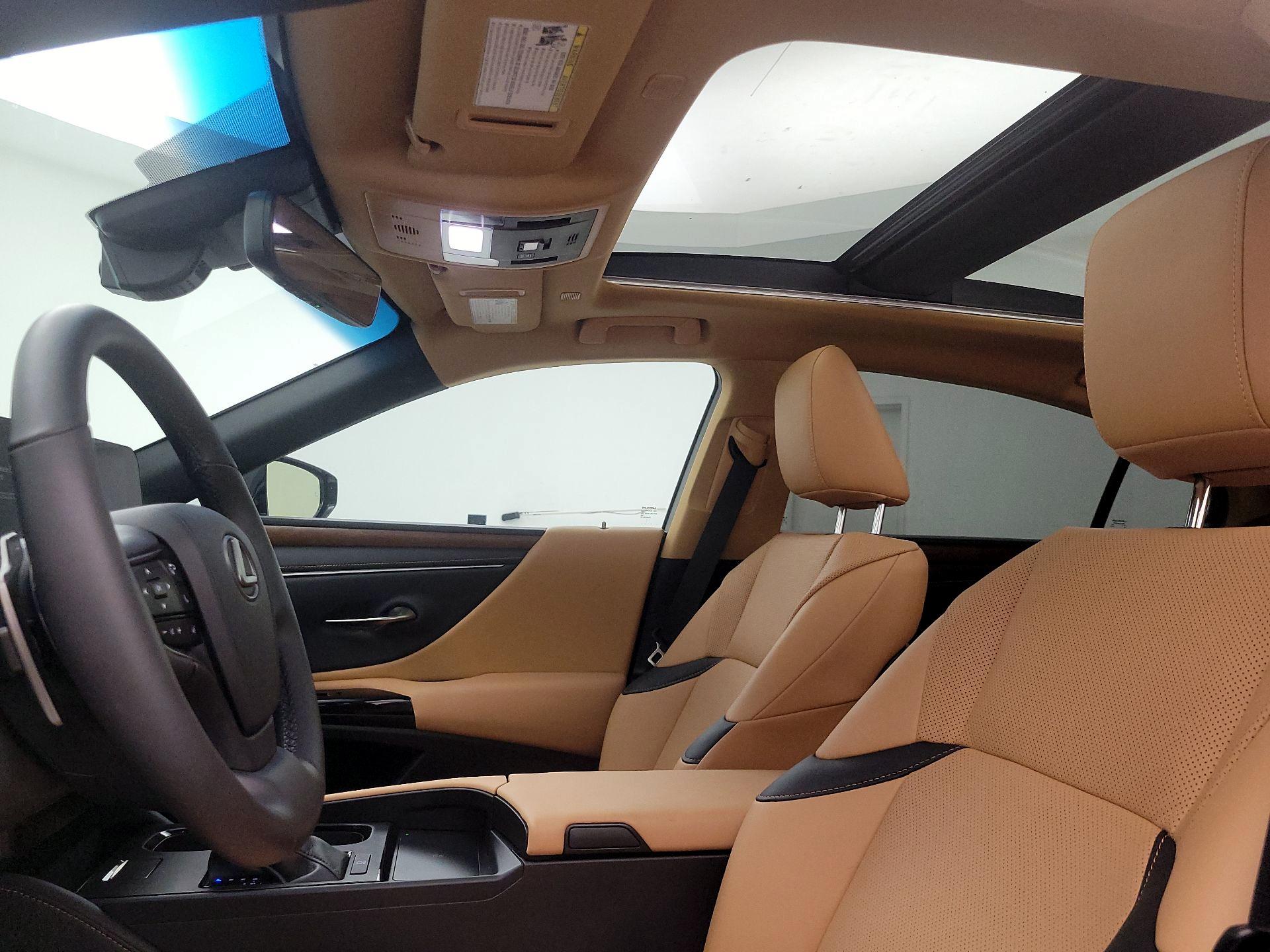 Thumbnail: 2024 Lexus ES - 19