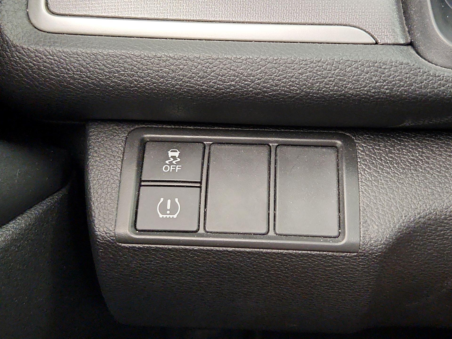 Thumbnail: 2016 Honda Civic - 13