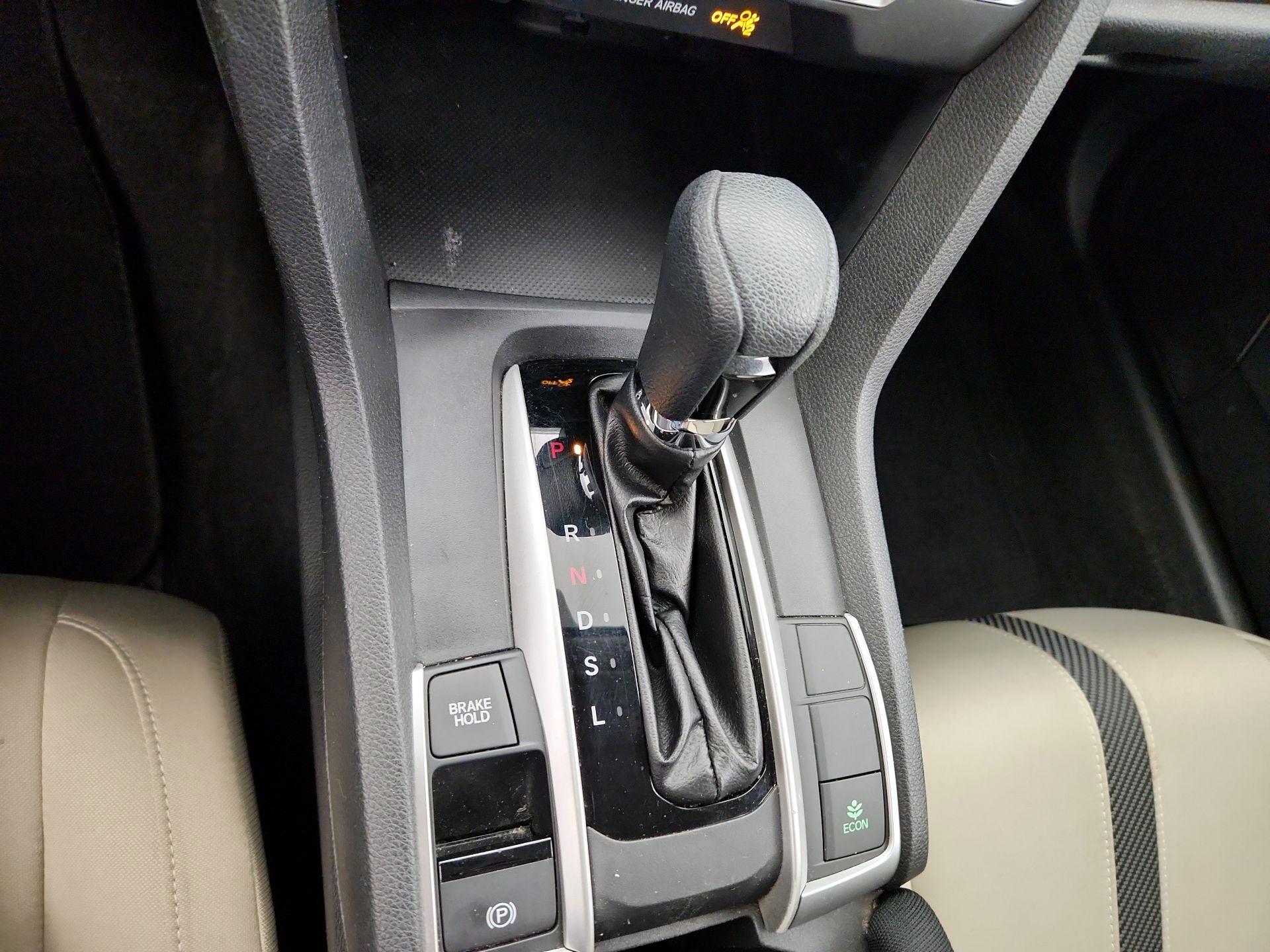 Thumbnail: 2016 Honda Civic - 17