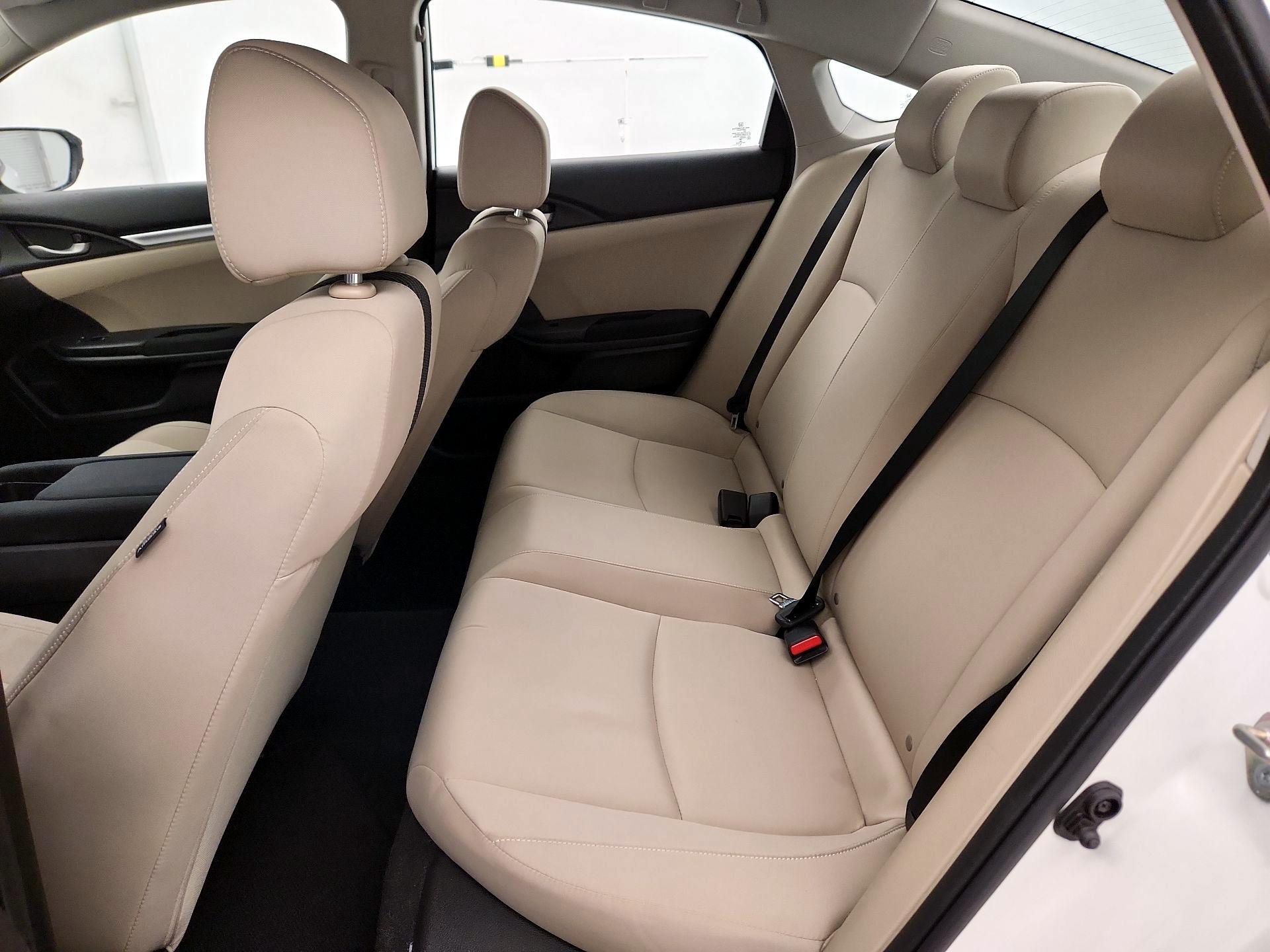 Thumbnail: 2016 Honda Civic - 19