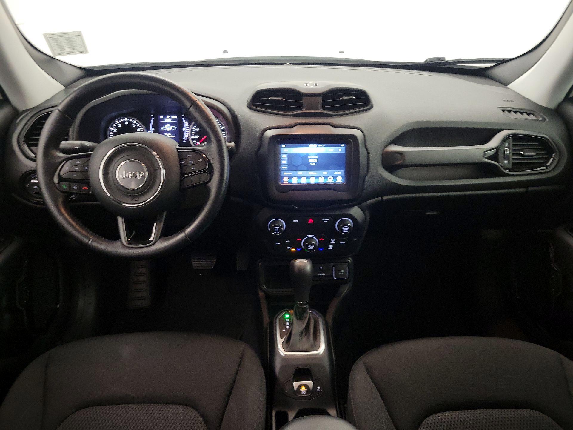 Thumbnail: 2020 Jeep Renegade - 9