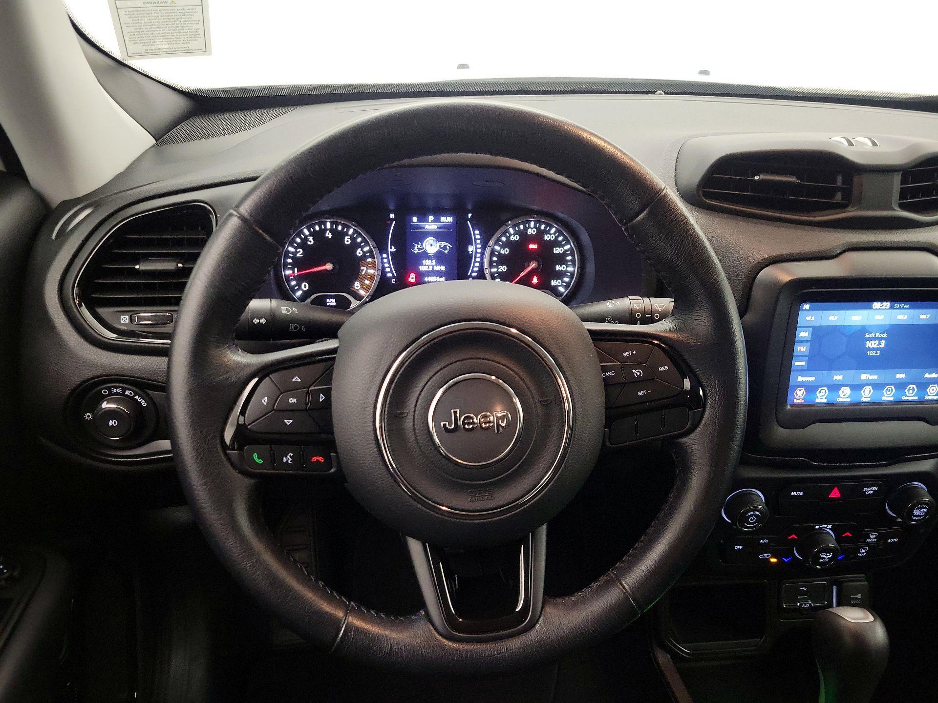 Thumbnail: 2020 Jeep Renegade - 10