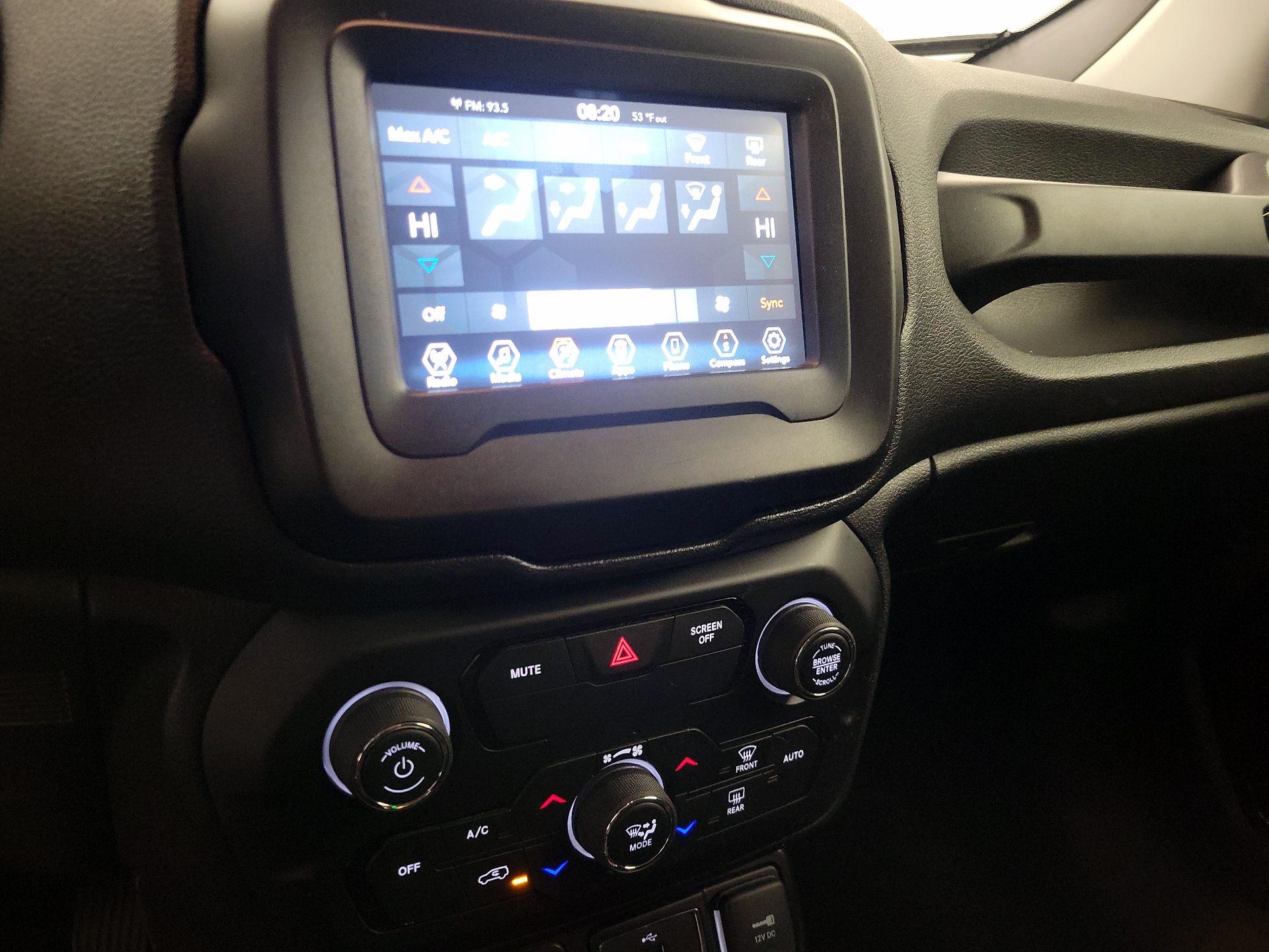Thumbnail: 2020 Jeep Renegade - 16