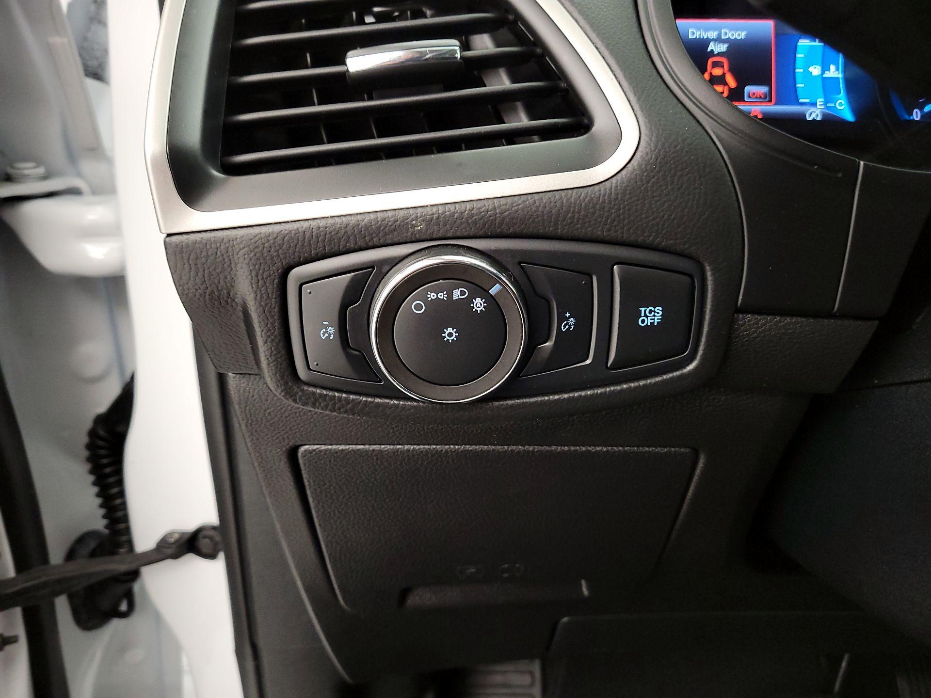 Thumbnail: 2022 Ford Edge - 13