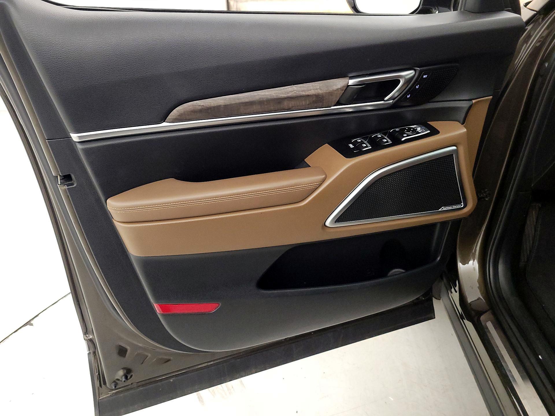 Thumbnail: 2022 Kia Telluride - 12