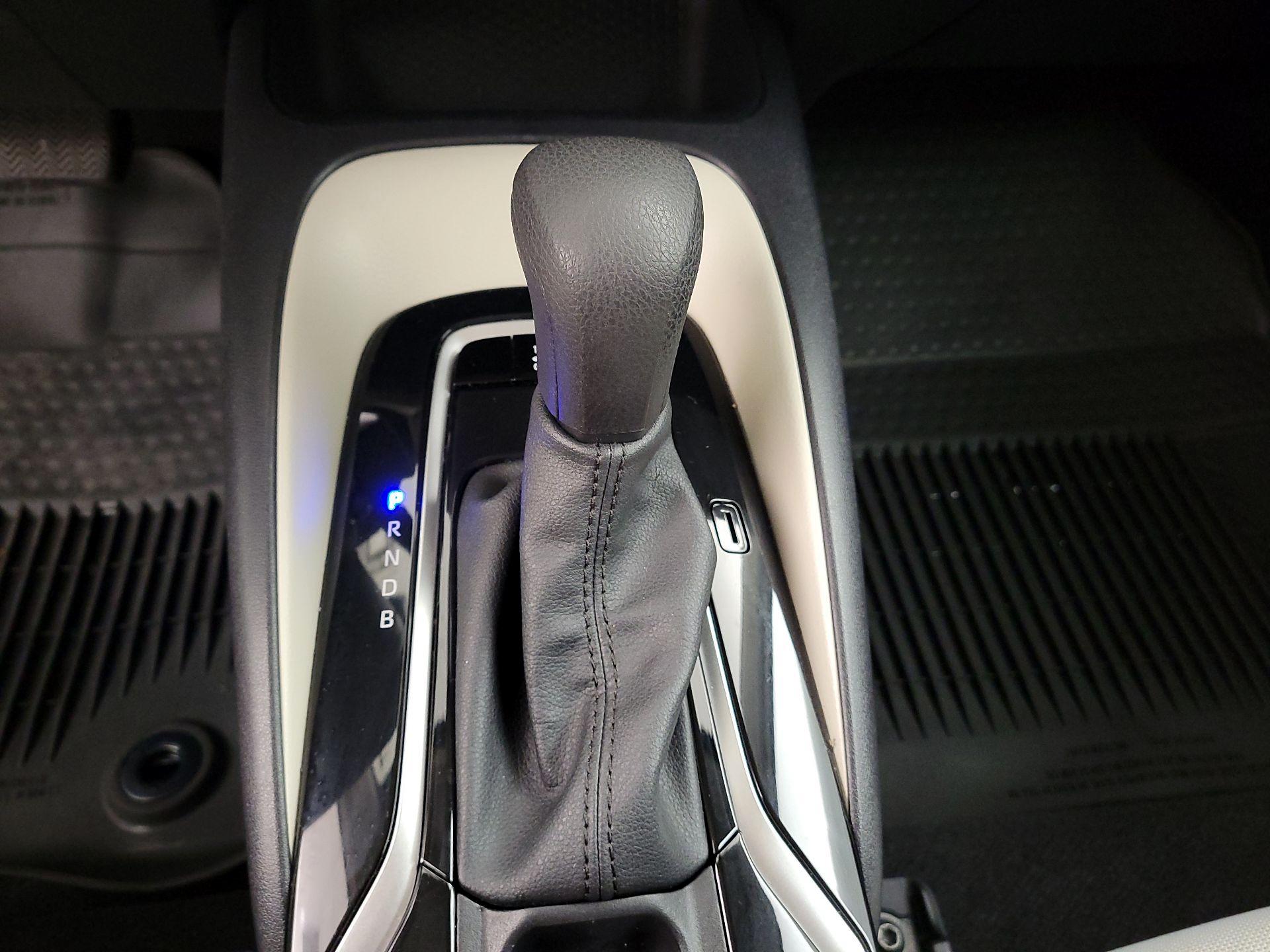 Thumbnail: 2022 Toyota Corolla - 18