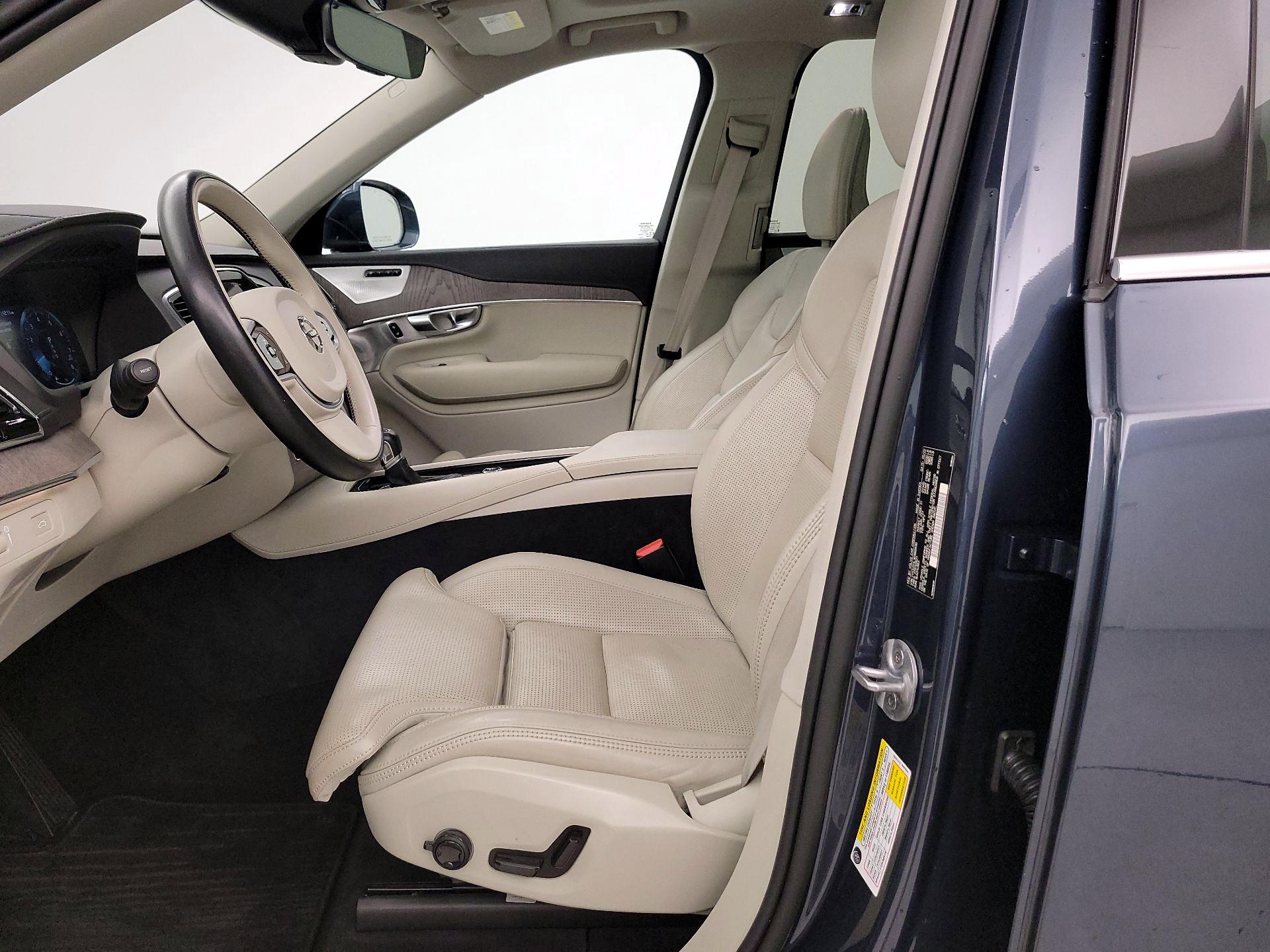 Thumbnail: 2022 Volvo XC90 - 11