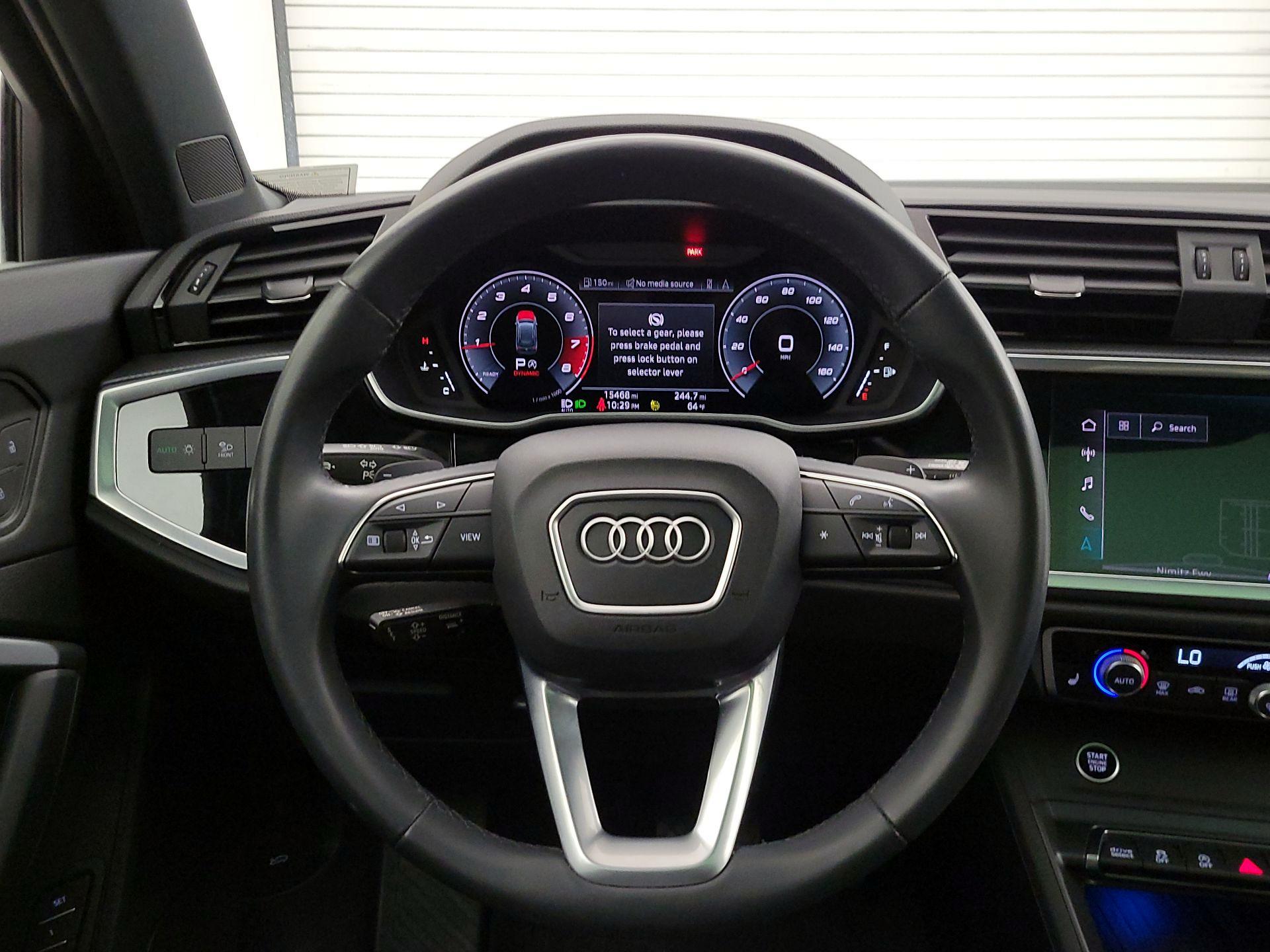 Thumbnail: 2023 Audi Q3 - 10